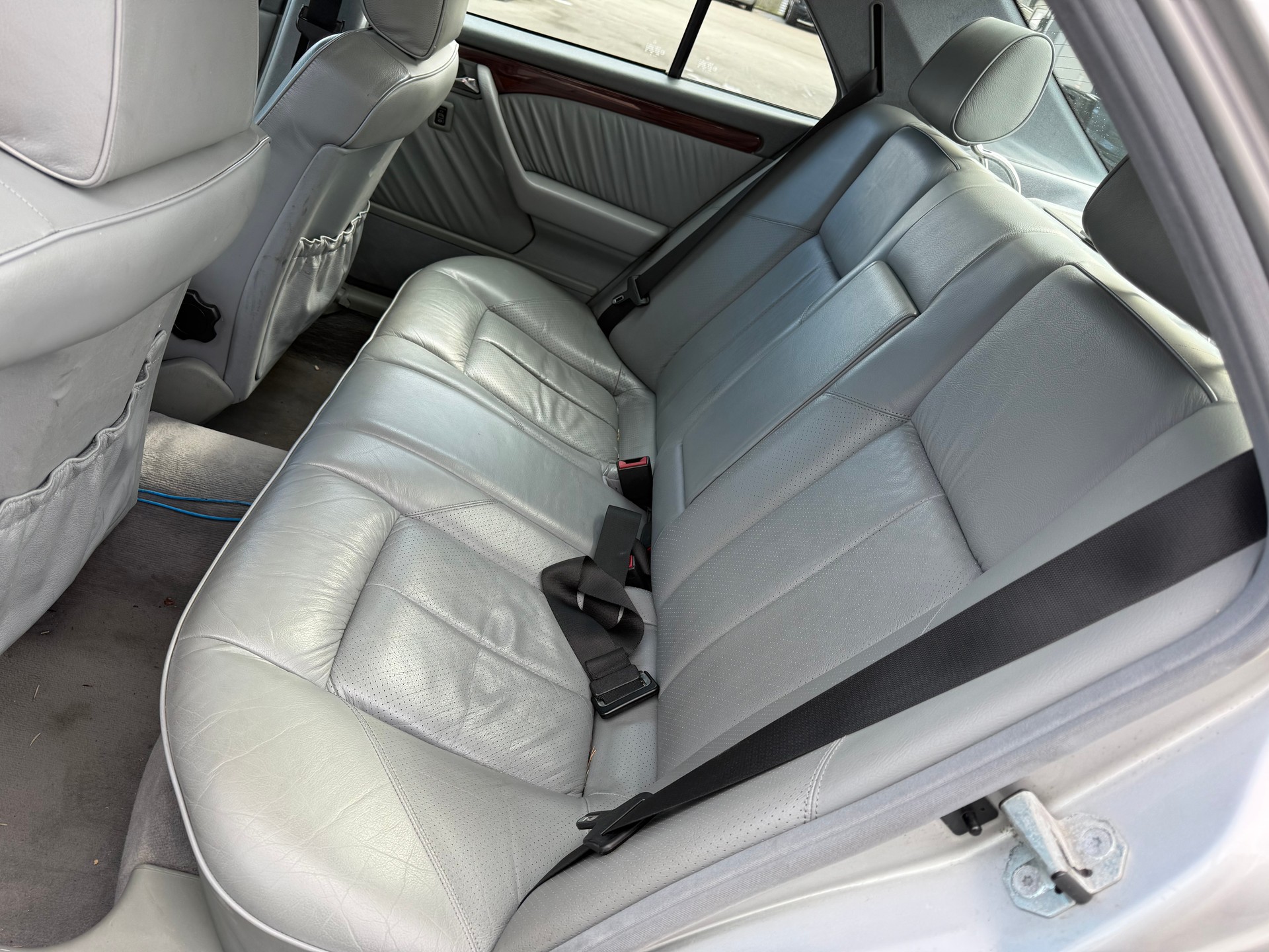 MERCEDES-BENZ C 220 Elégance-image-7