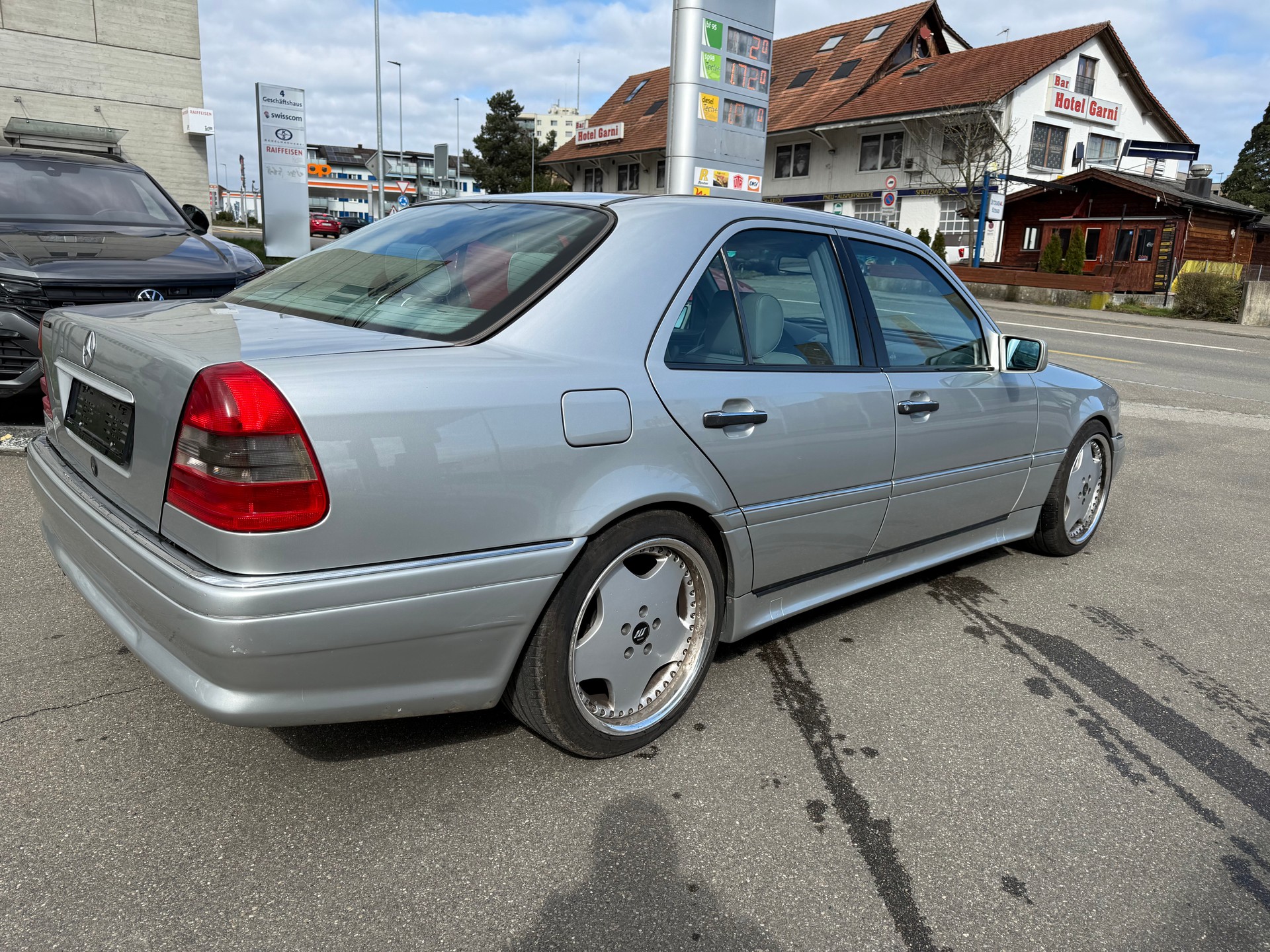 MERCEDES-BENZ C 220 Elégance-image-5