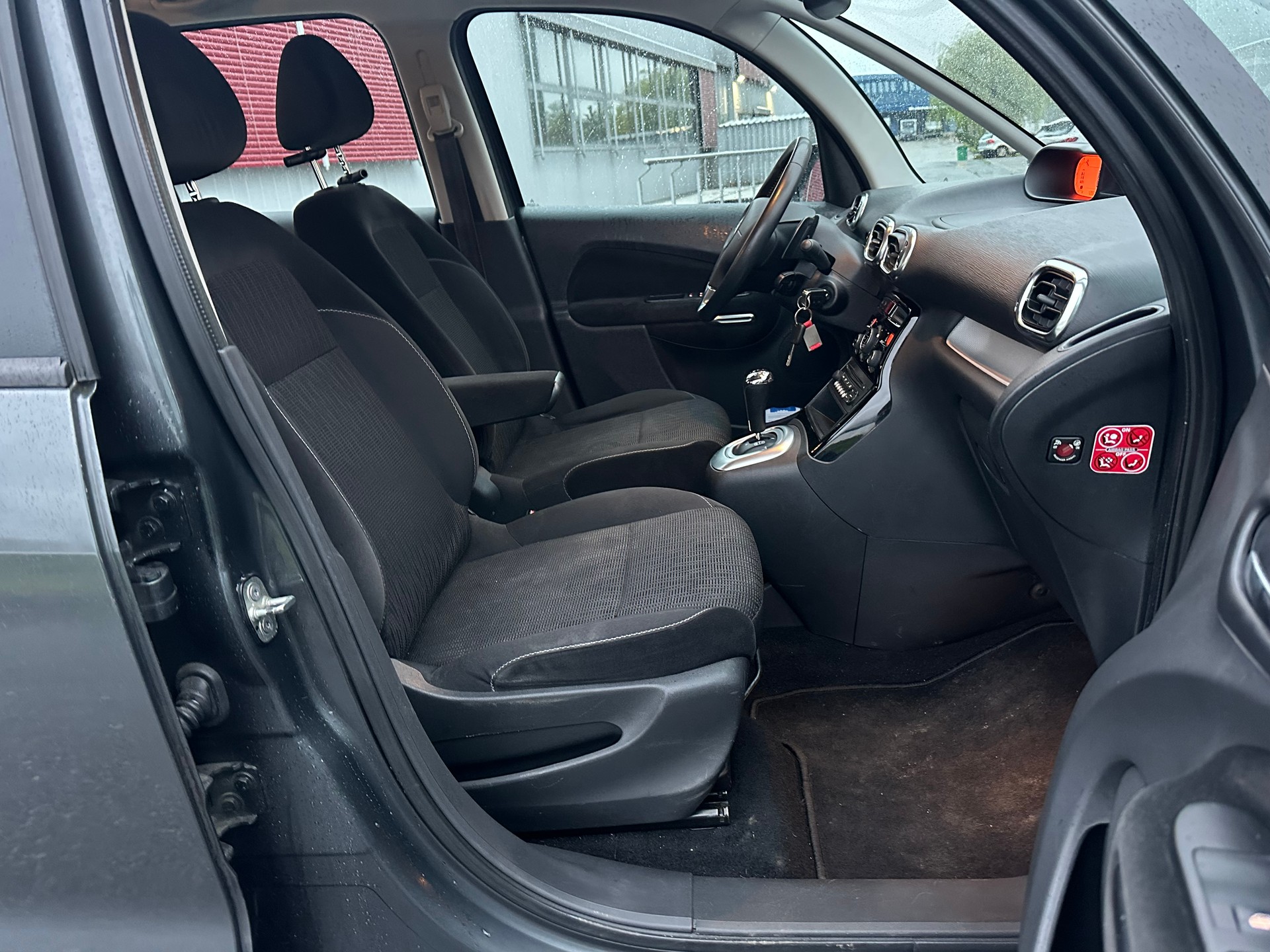 CITROEN C3 Picasso 1.6i 16V Rossignol EGS6-image-8