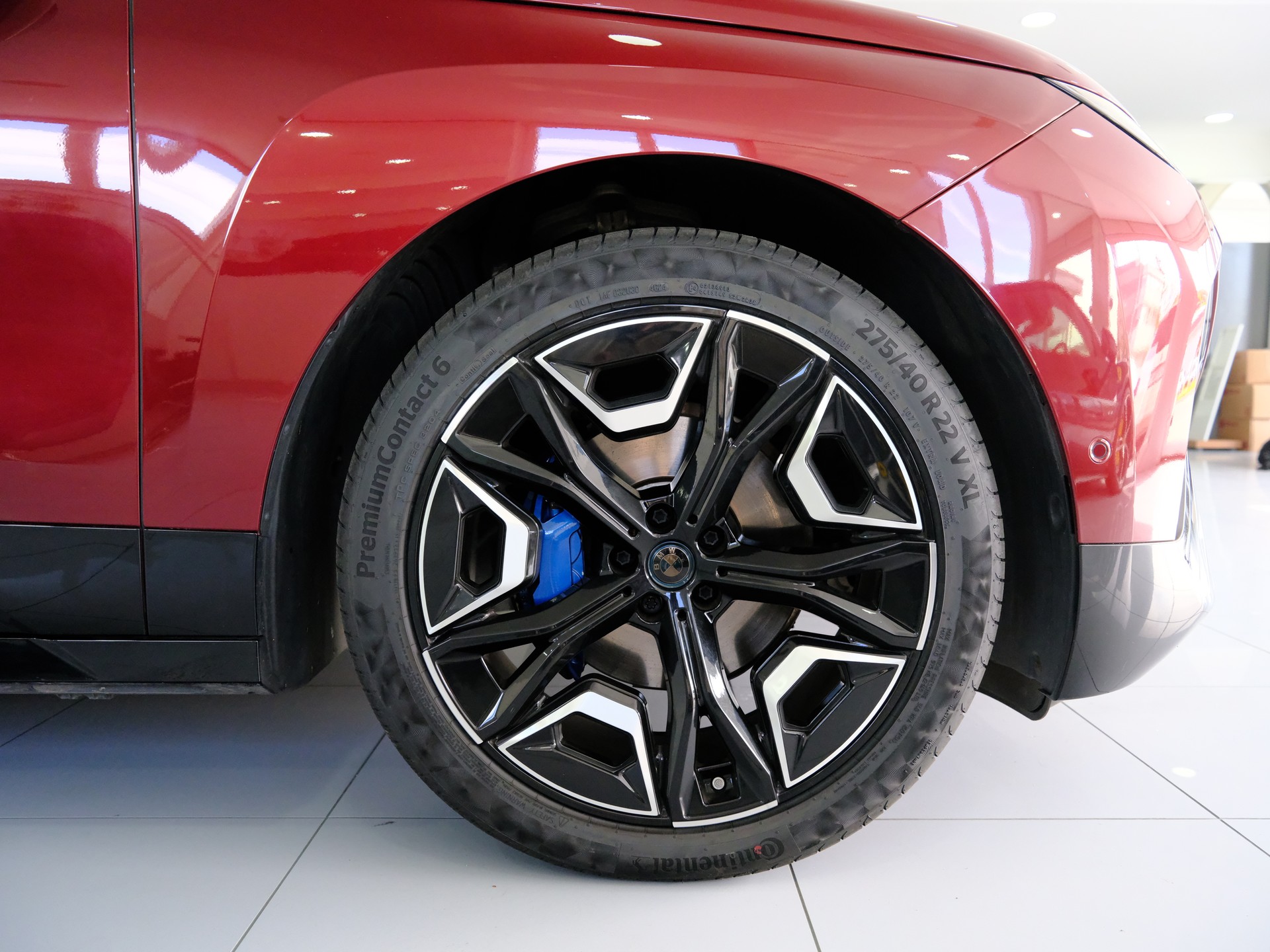 BMW iX xDrive40 Launch Edition-image-18
