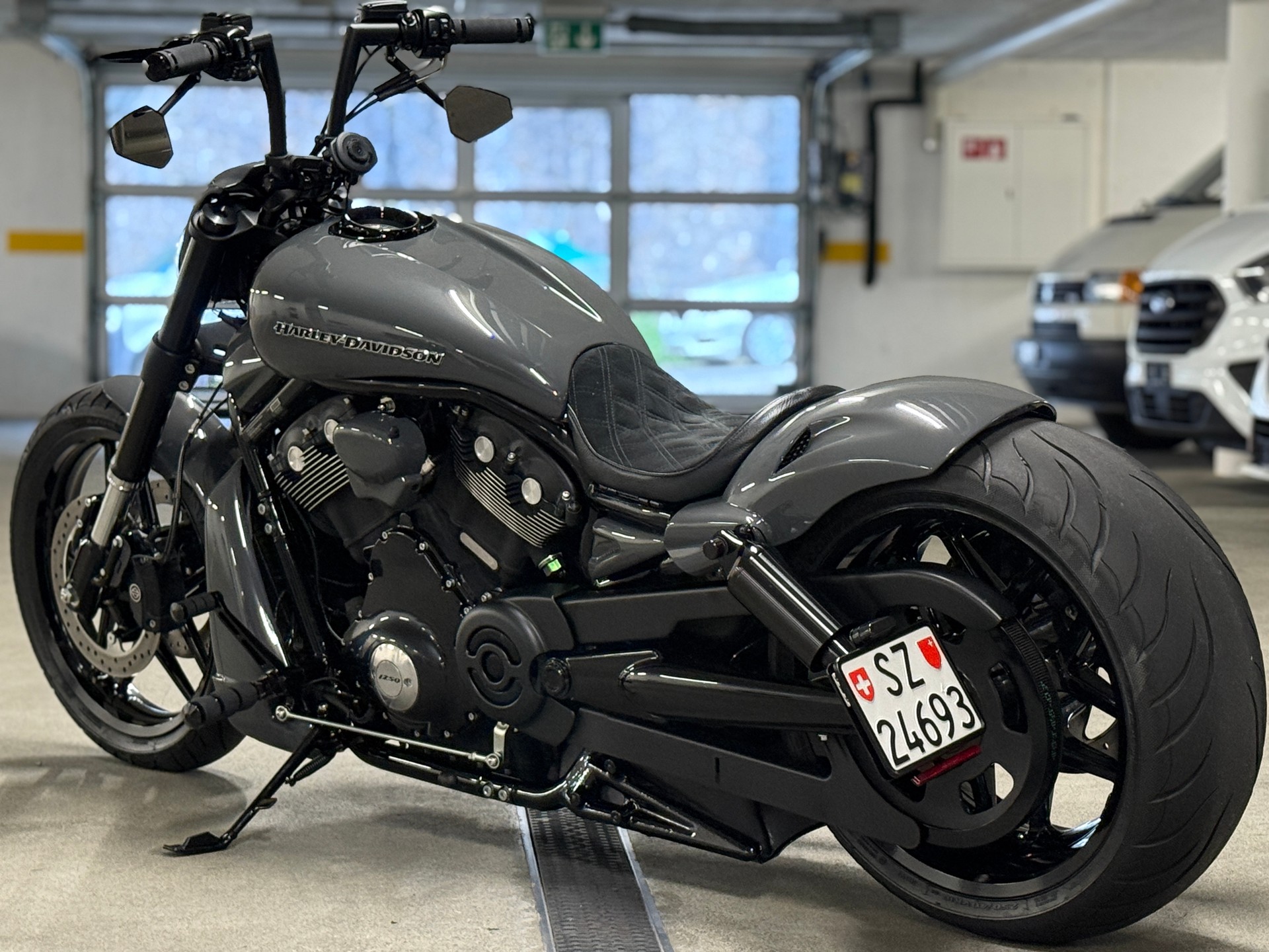 HARLEY-DAVIDSON VRSCDX Night Rod Special ABS-image-2