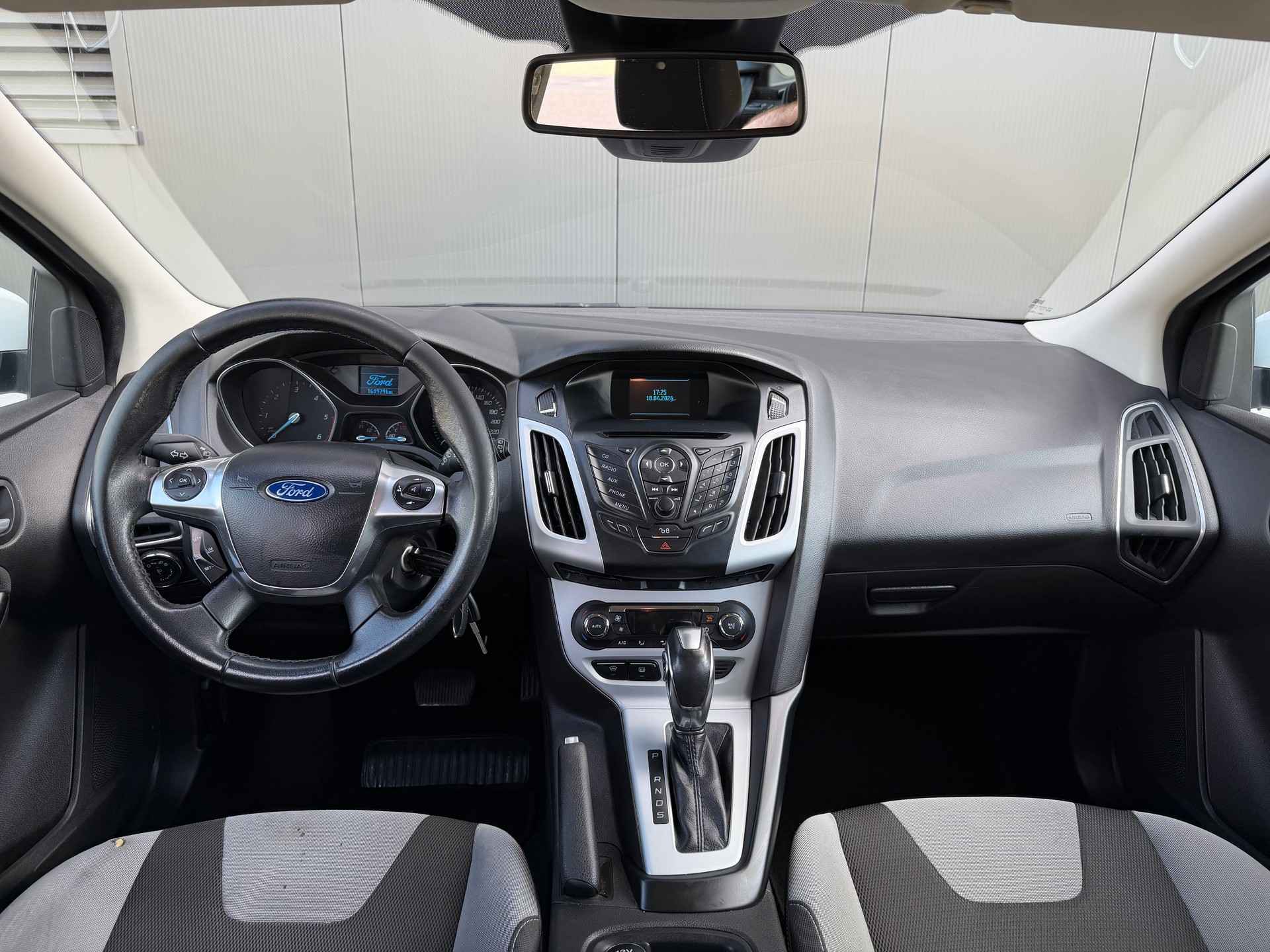 FORD Focus 2.0 TDCi Titanium PowerShift-image-10