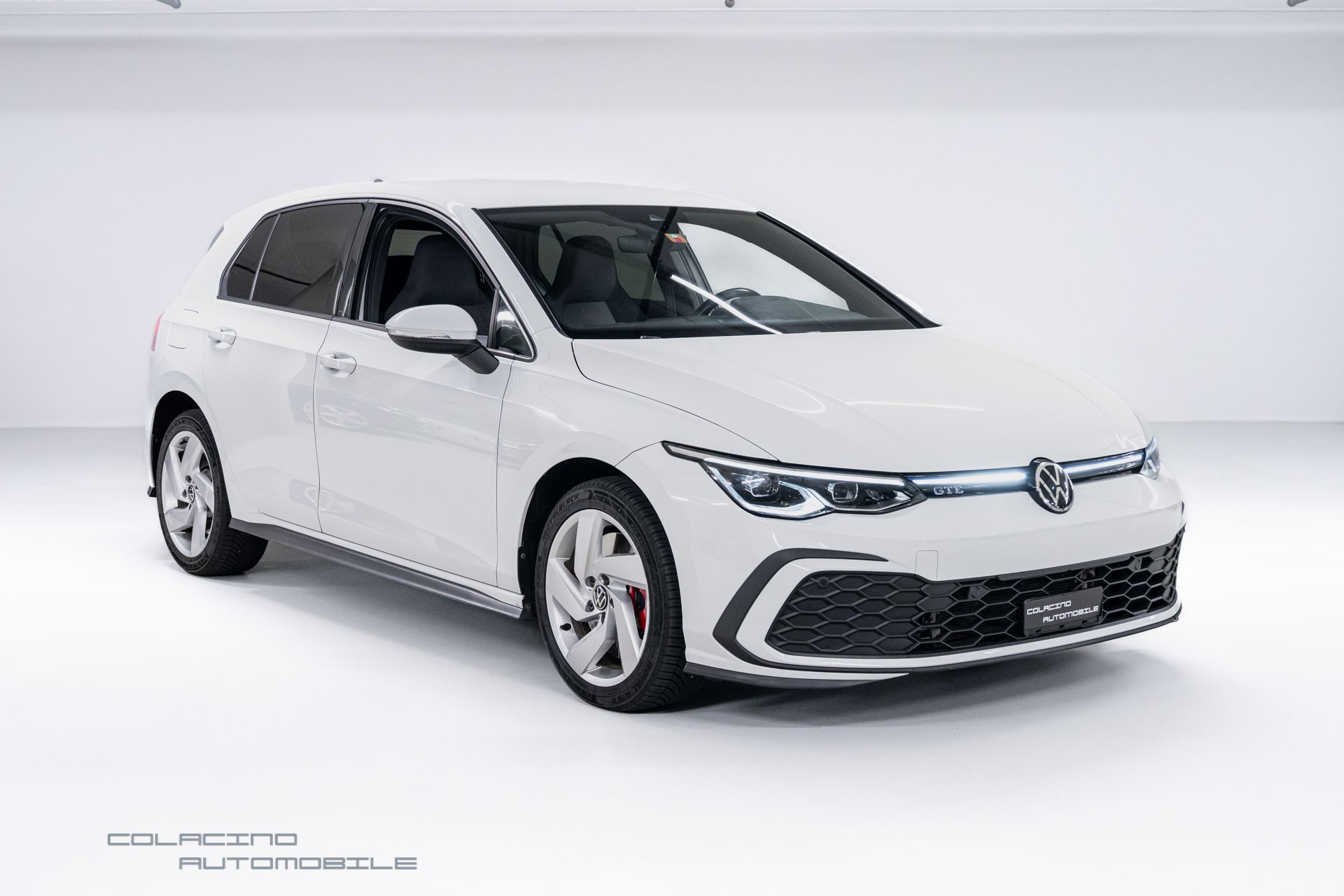 VW Golf 1.4 TSI PHEV GTE-showroom-element-2