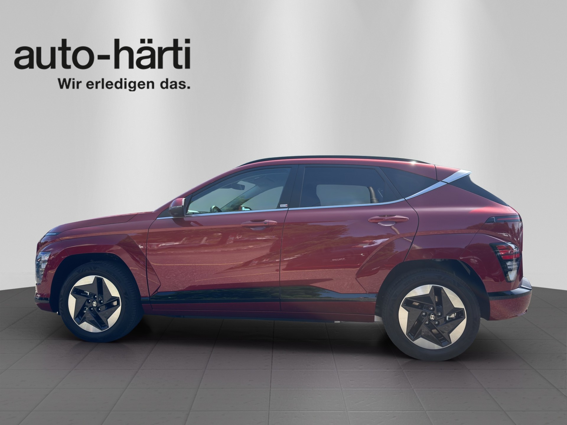 HYUNDAI Kona EV 65.4 kWh Amplia-showroom-element-1