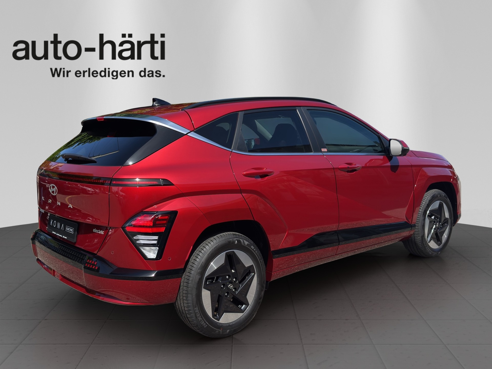 HYUNDAI Kona EV 65.4 kWh Amplia-image-4