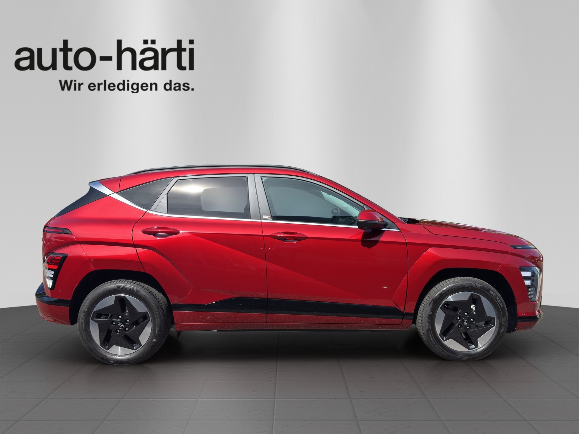 HYUNDAI Kona EV 65.4 kWh Amplia-image-5