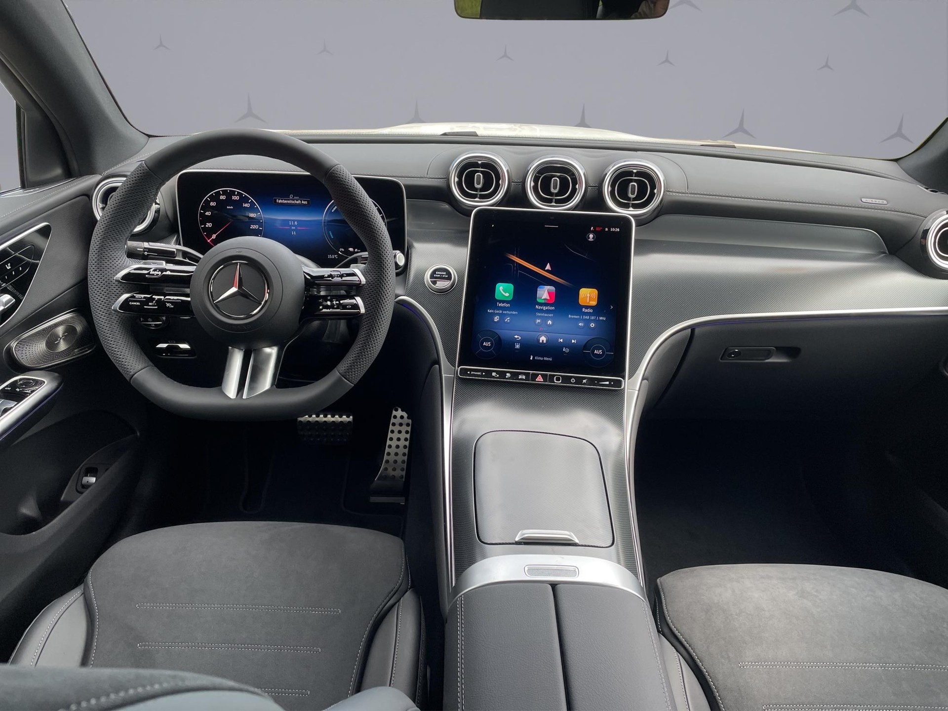 MERCEDES-BENZ GLC 300 e EQ Star AMG Line 4matic Coupé-image-14