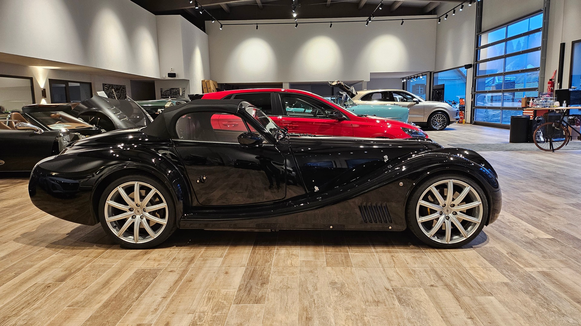 MORGAN 4,8-Liter-V8-image-7