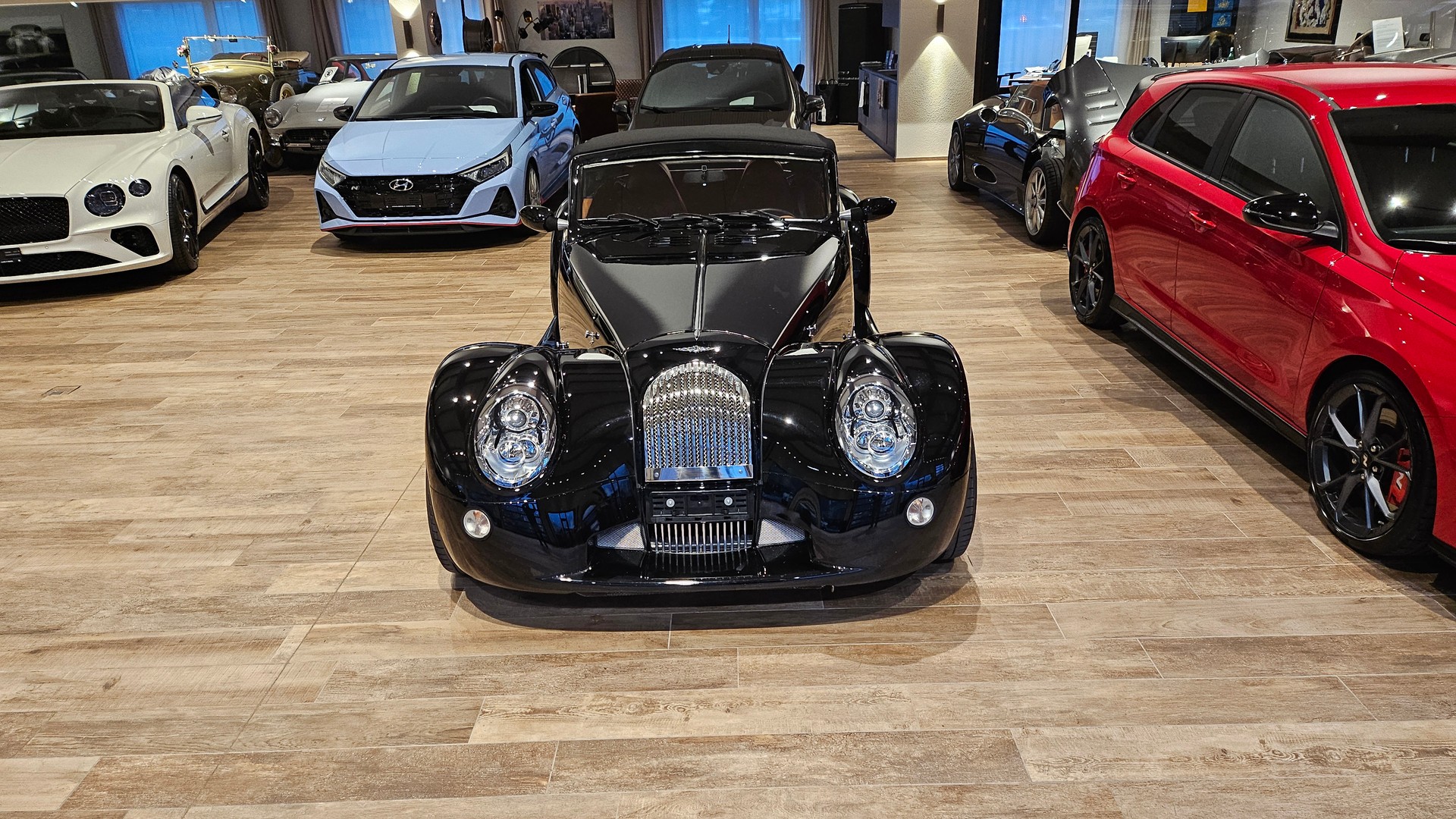 MORGAN 4,8-Liter-V8-image-5