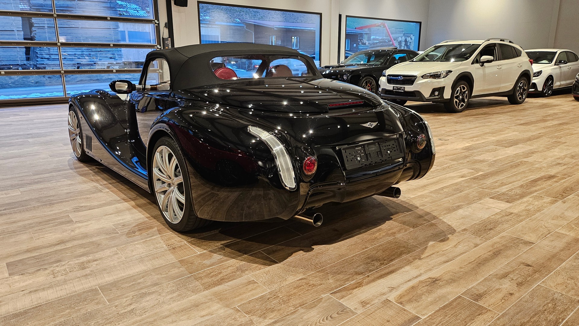 MORGAN 4,8-Liter-V8-image-13