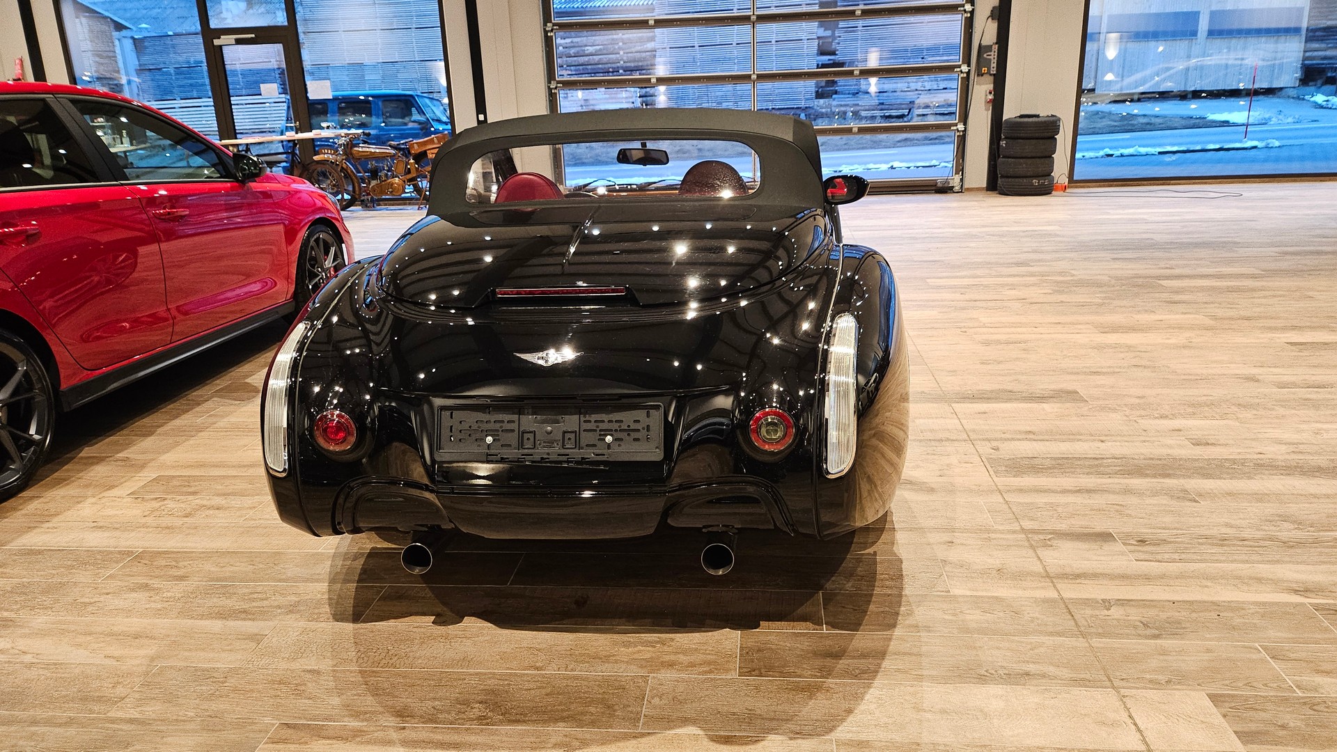 MORGAN 4,8-Liter-V8-image-11