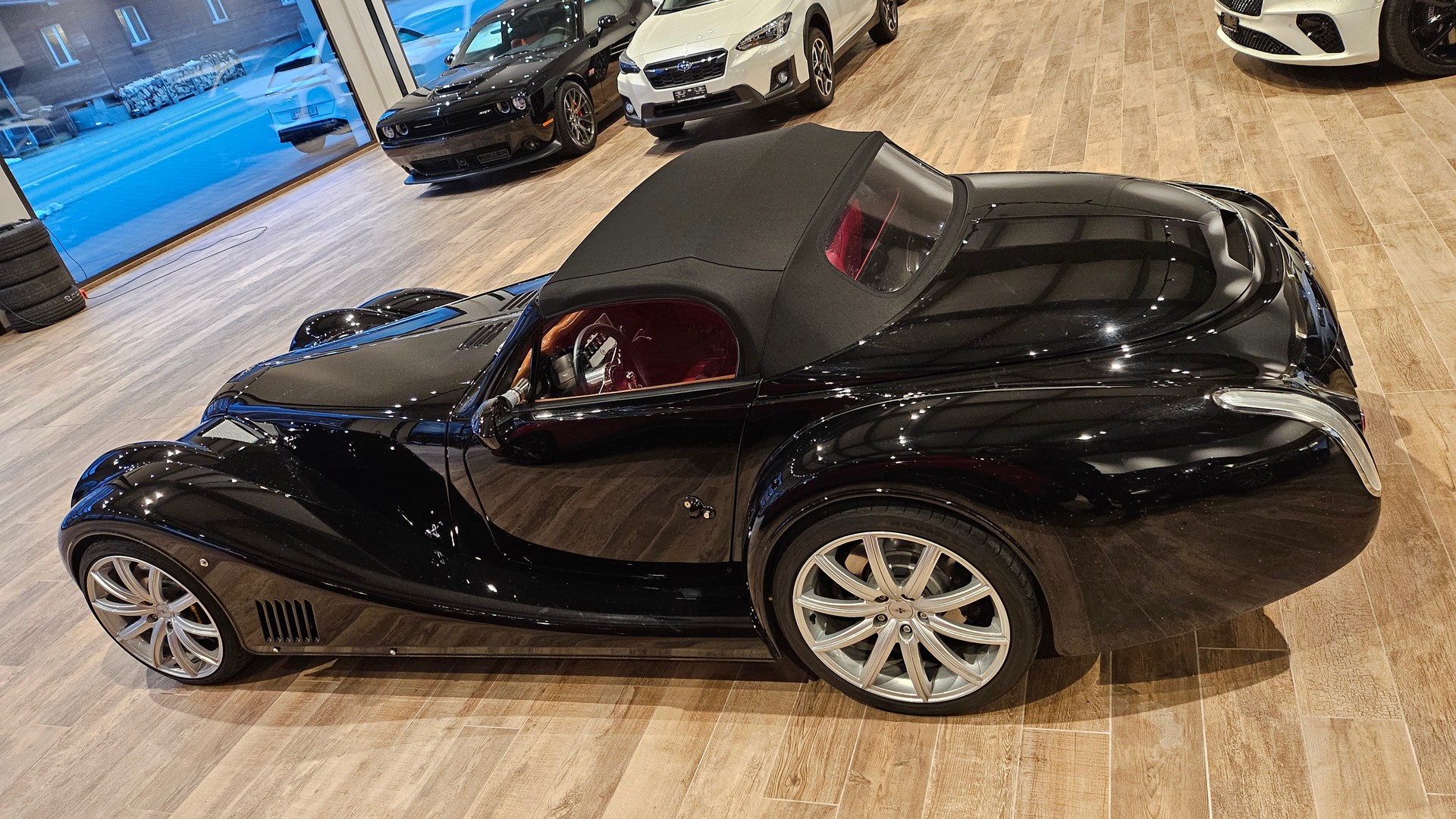 MORGAN 4,8-Liter-V8-image-15