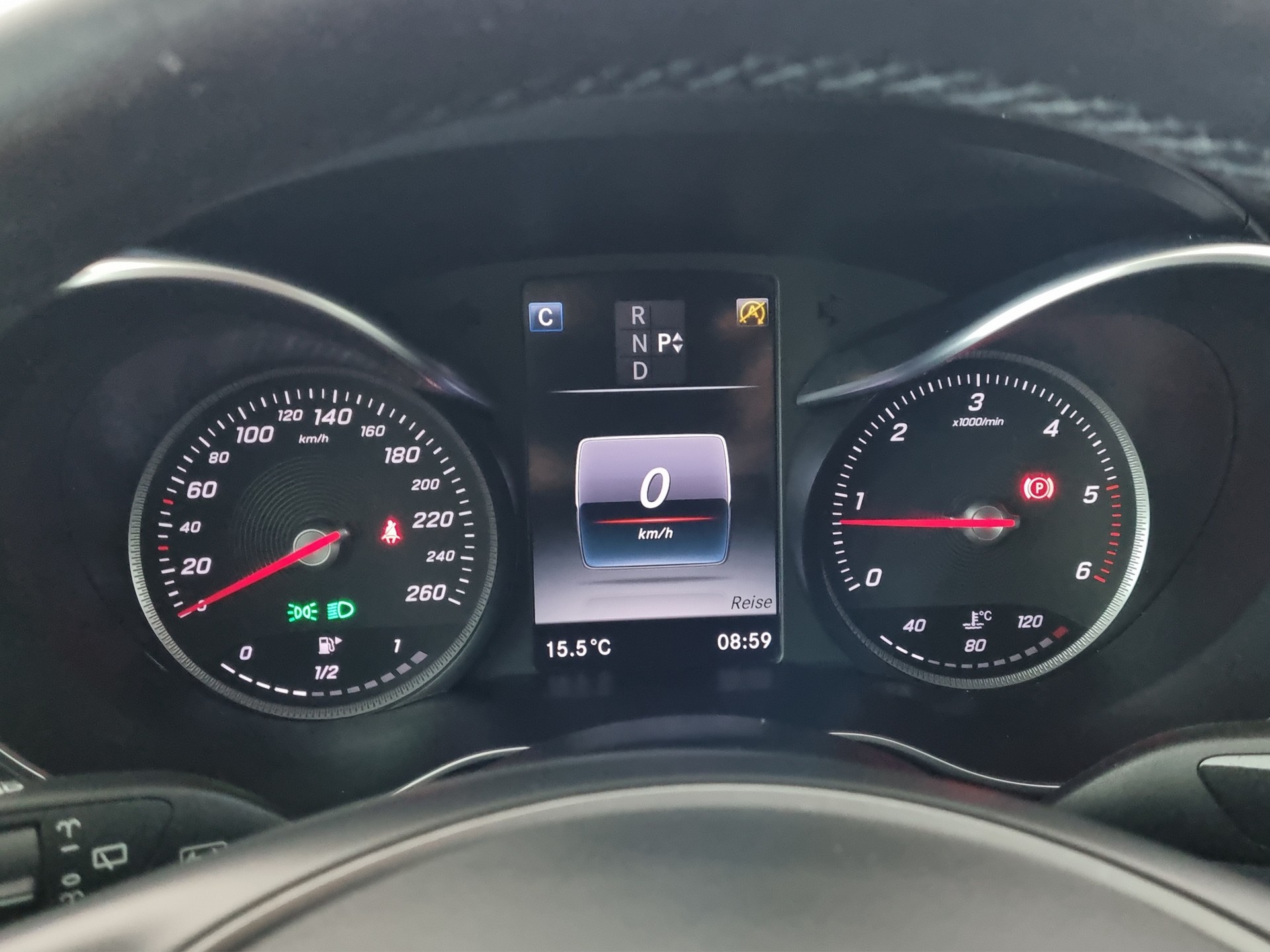 MERCEDES-BENZ C 250 d 4Matic-image-10
