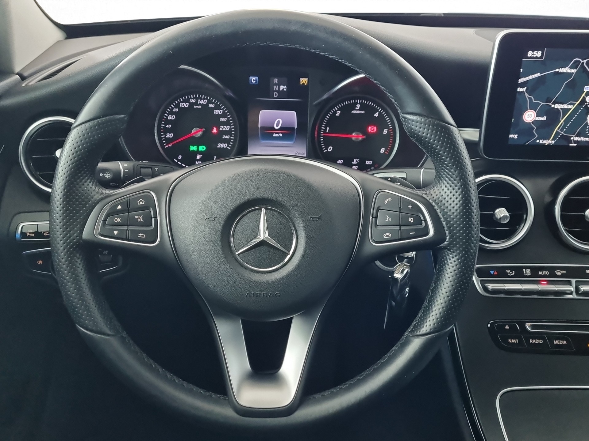 MERCEDES-BENZ C 250 d 4Matic-image-8