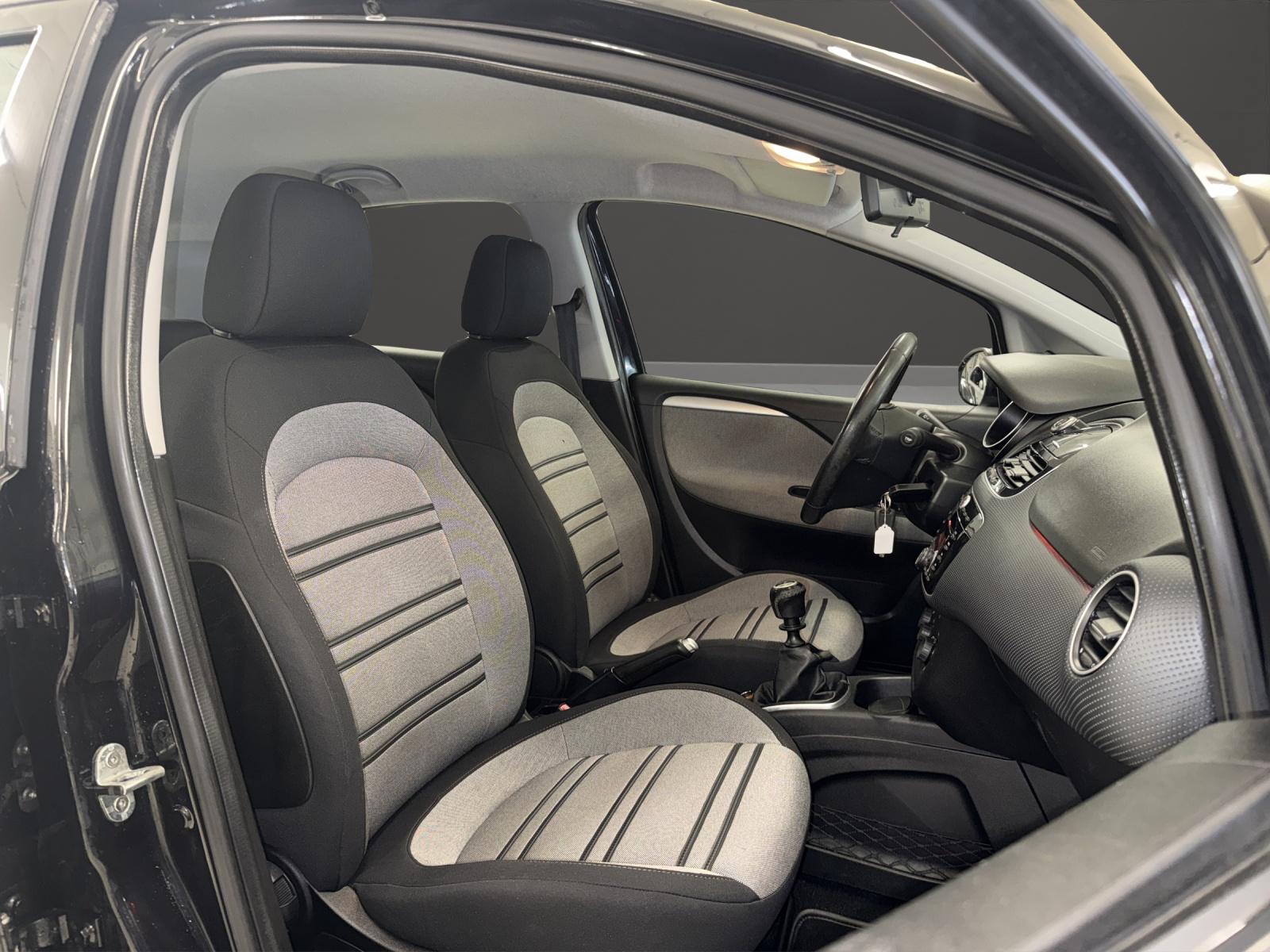 FIAT Punto 1.4 Evo Dynamic-image-7