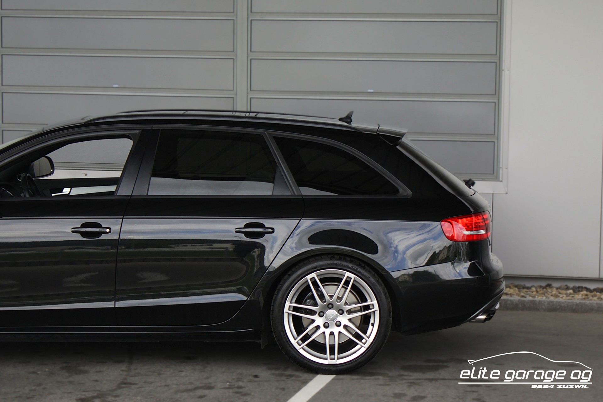 AUDI S4 Avant 3.0 TFSI quattro Manuell-image-12