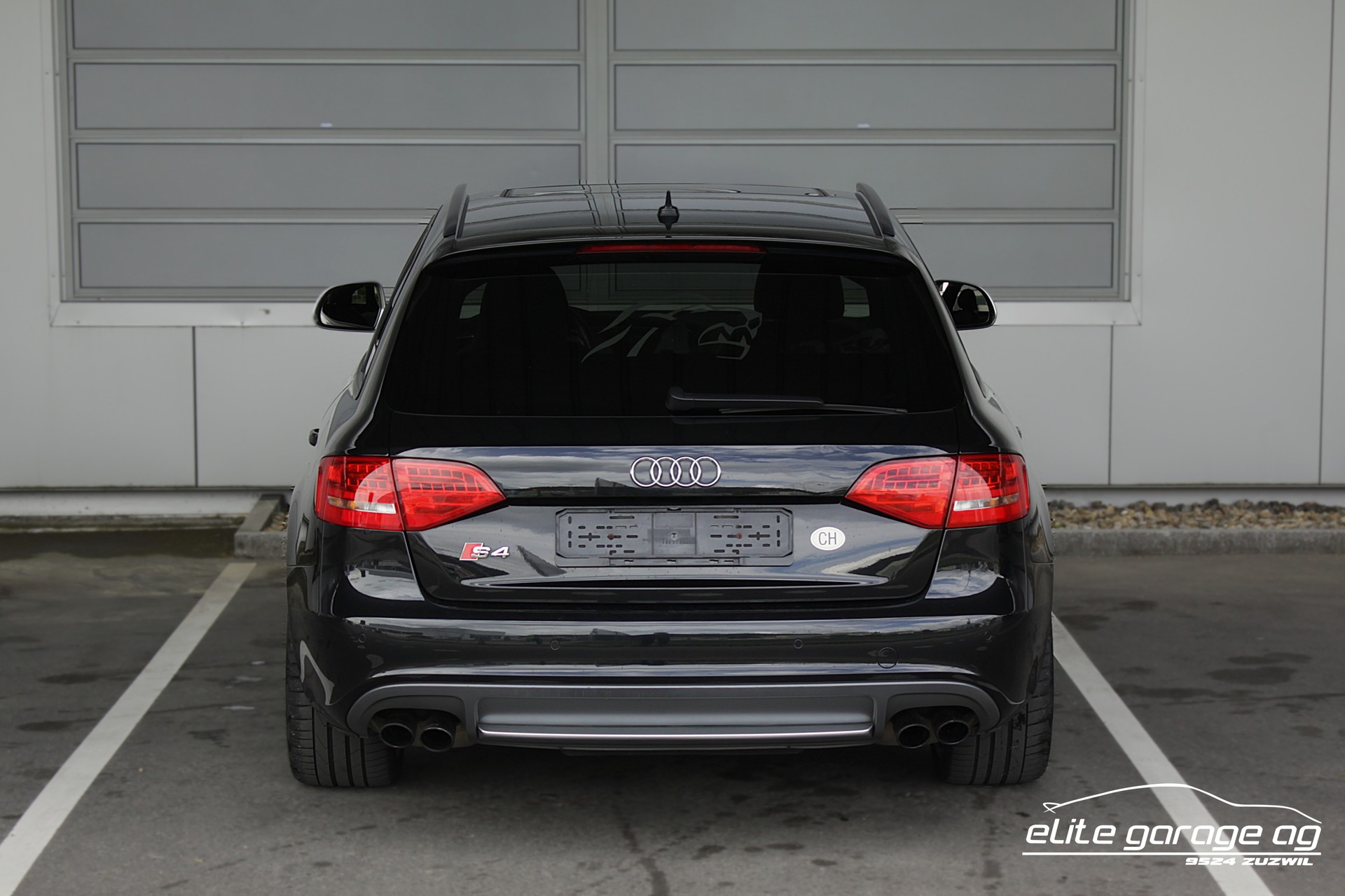 AUDI S4 Avant 3.0 TFSI quattro Manuell-image-3