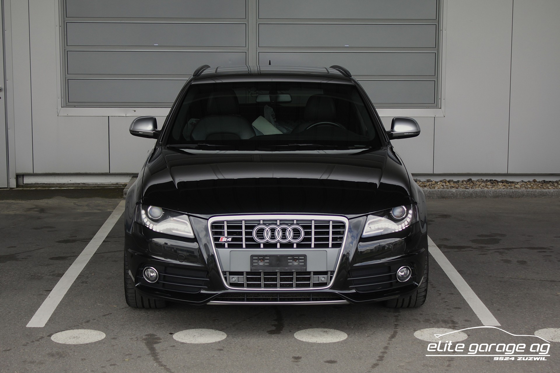 AUDI S4 Avant 3.0 TFSI quattro Manuell-image-7