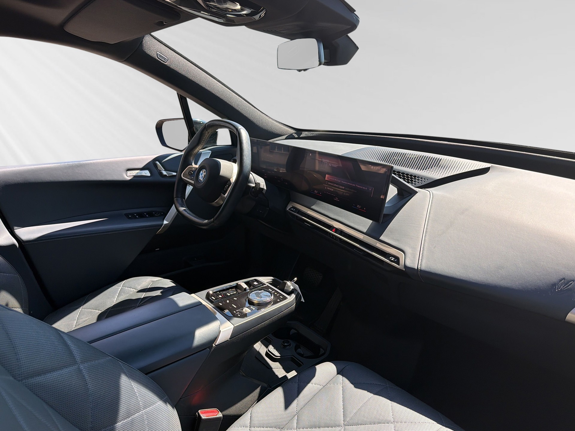 BMW iX xDrive50-image-5