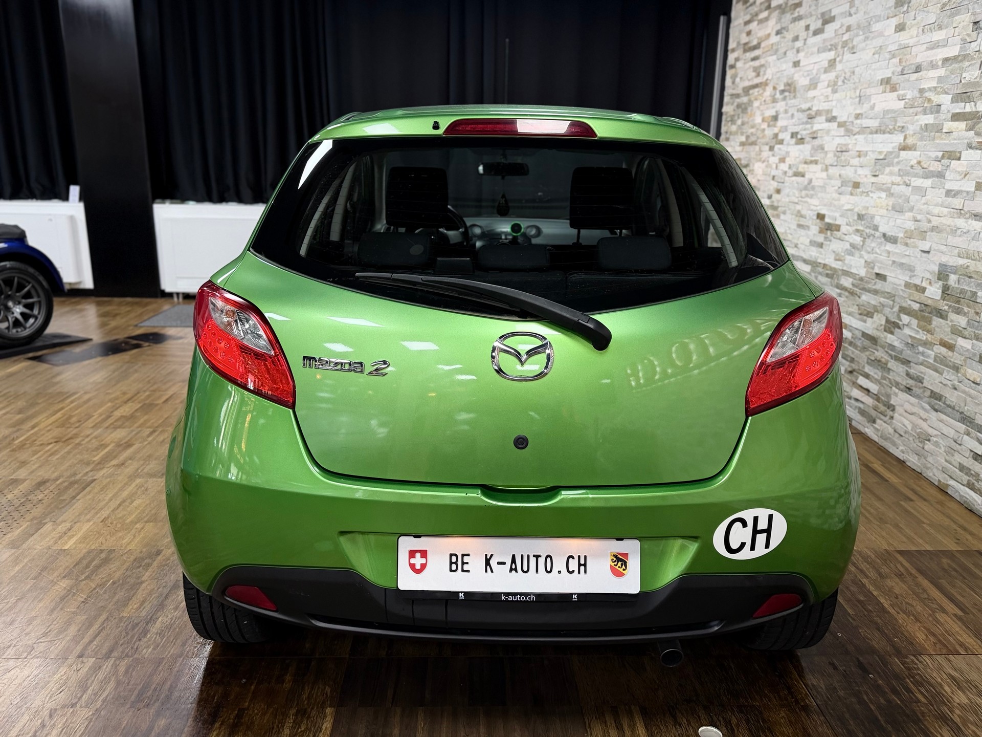 MAZDA 2 1.3i 16V Exclusive-showroom-element-2