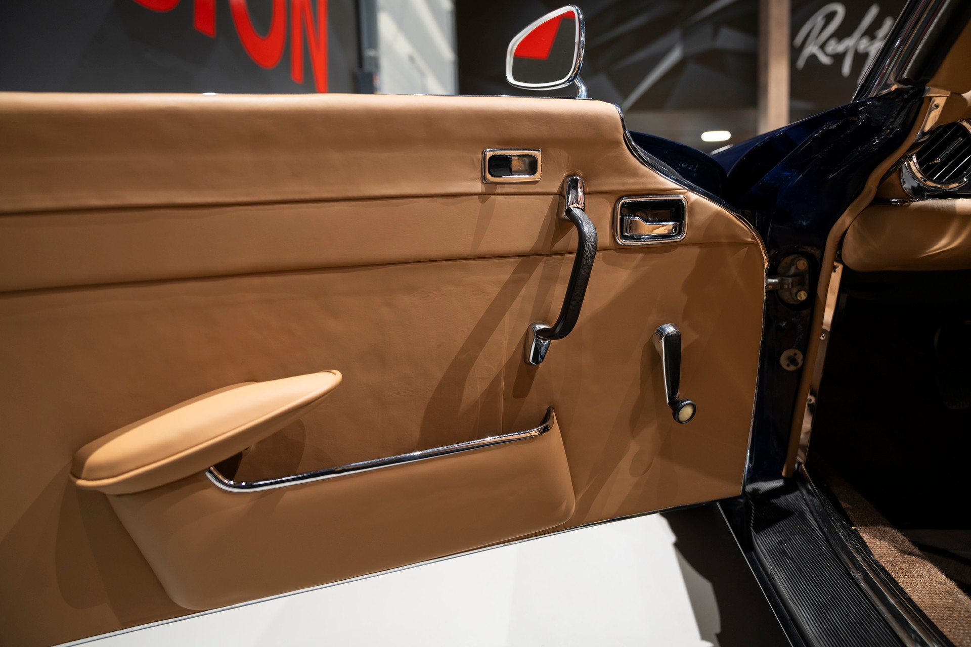 MERCEDES-BENZ SL 250 Pagode-image-9