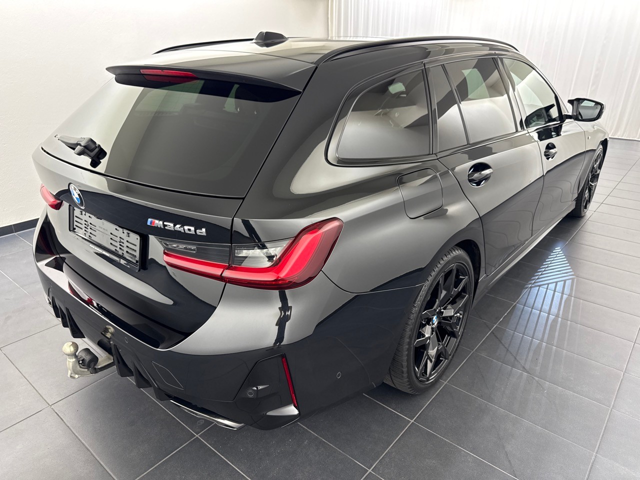 BMW M340d xDri 48VT MSportPro AHK&Standheizung-showroom-element-2
