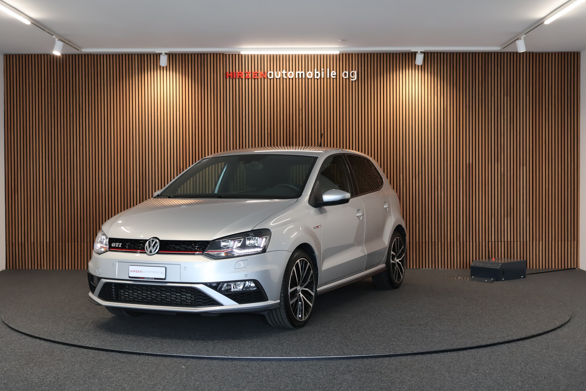 VW Polo 1.8 TSI GTI-image-0