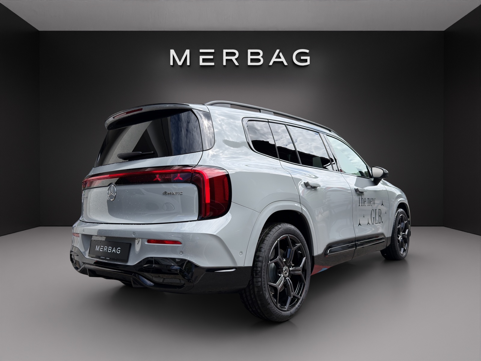 MERCEDES-BENZ GLB 220 4Matic 8G-Tronic-image-2