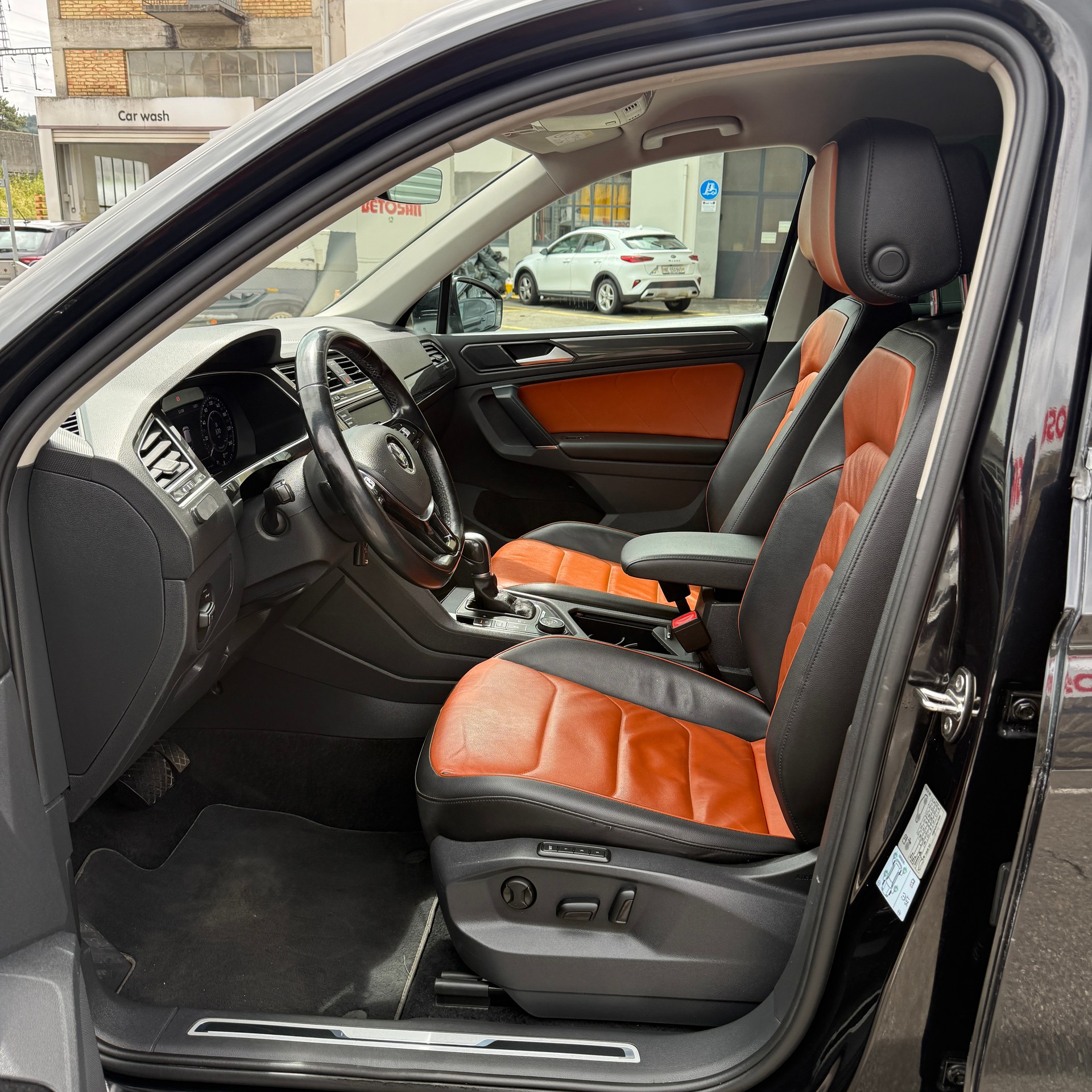 VW Tiguan 2.0 TDI SCR Highline4Motion DSG-image-8