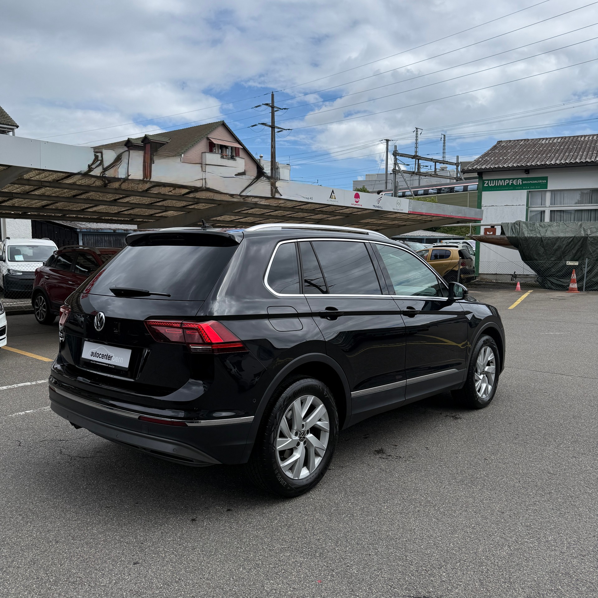 VW Tiguan 2.0 TDI SCR Highline4Motion DSG-image-6