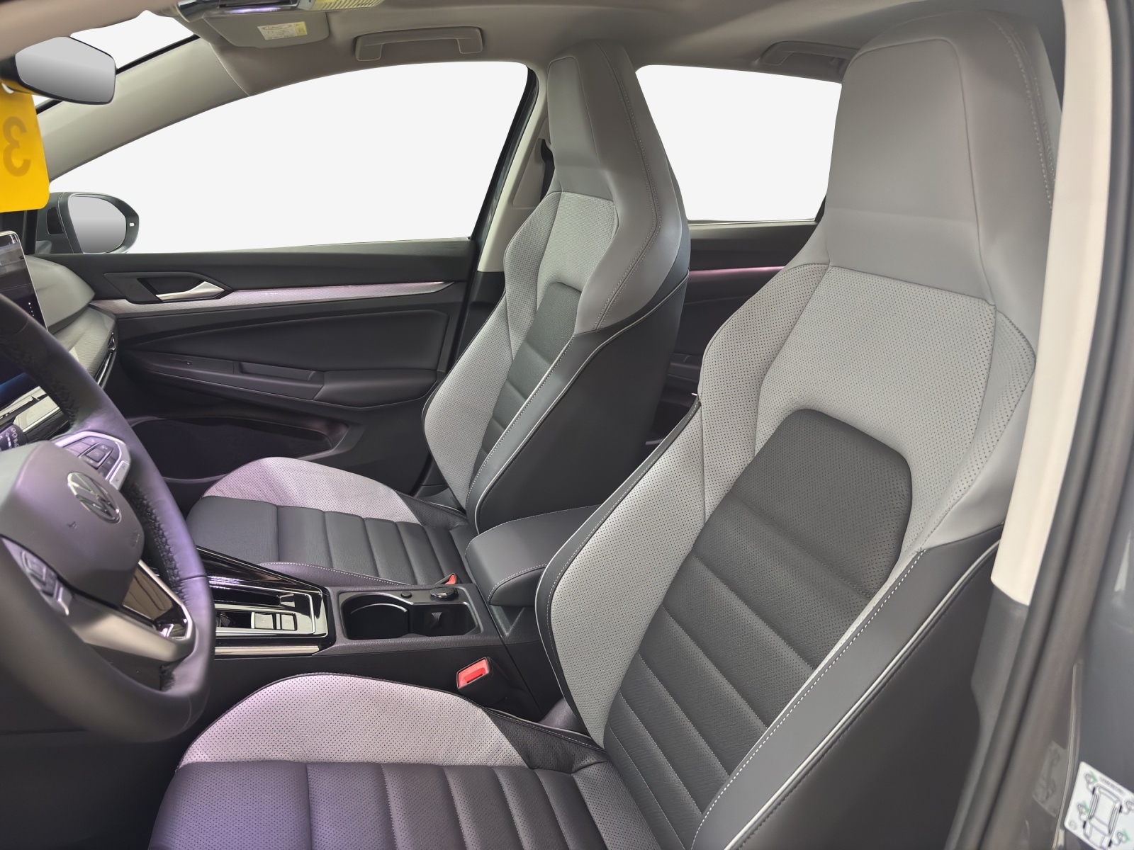 VW Golf 1.5 e TSI mHEV Style DSG-image-7