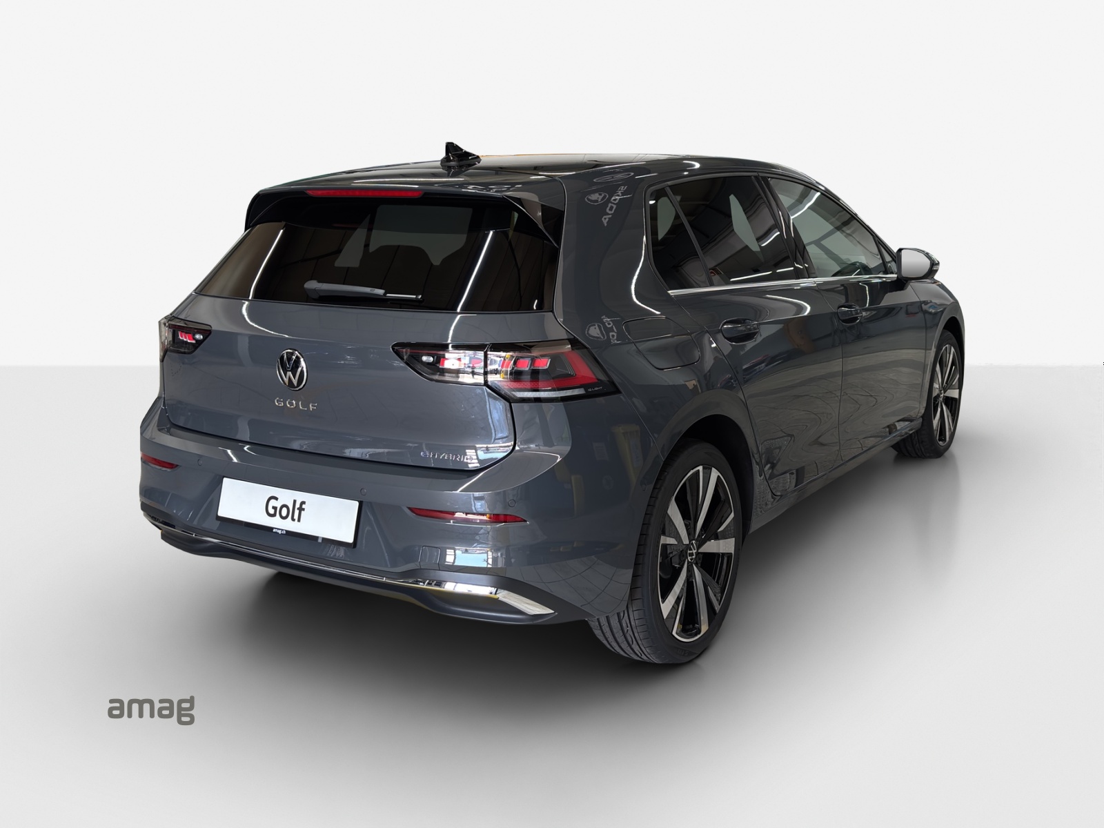 VW Golf 1.5 e TSI mHEV Style DSG-image-4