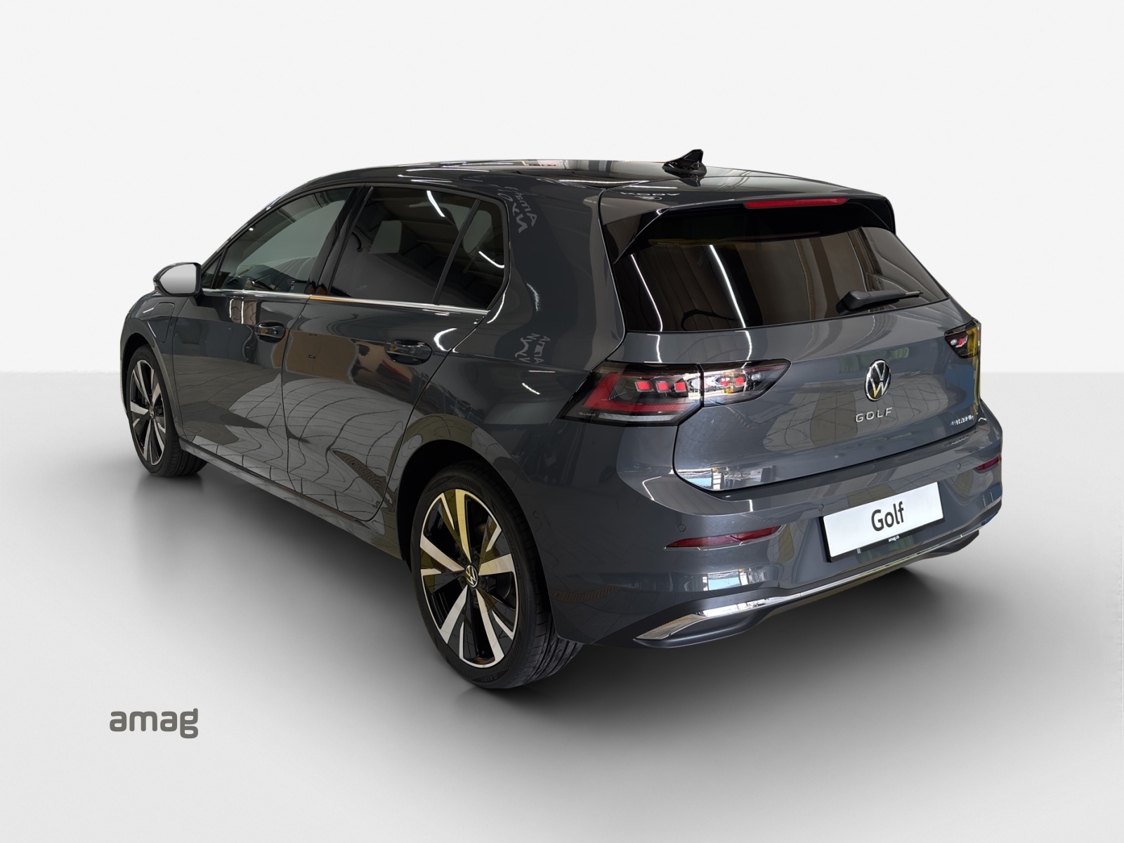 VW Golf 1.5 e TSI mHEV Style DSG-showroom-element-2