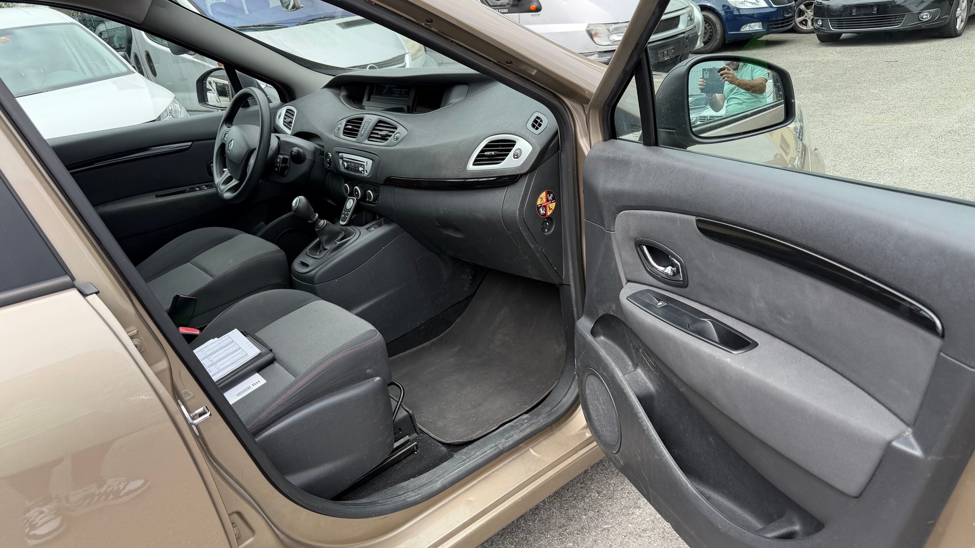 RENAULT Grand Scénic 1.2 16V Turbo Energy-image-4