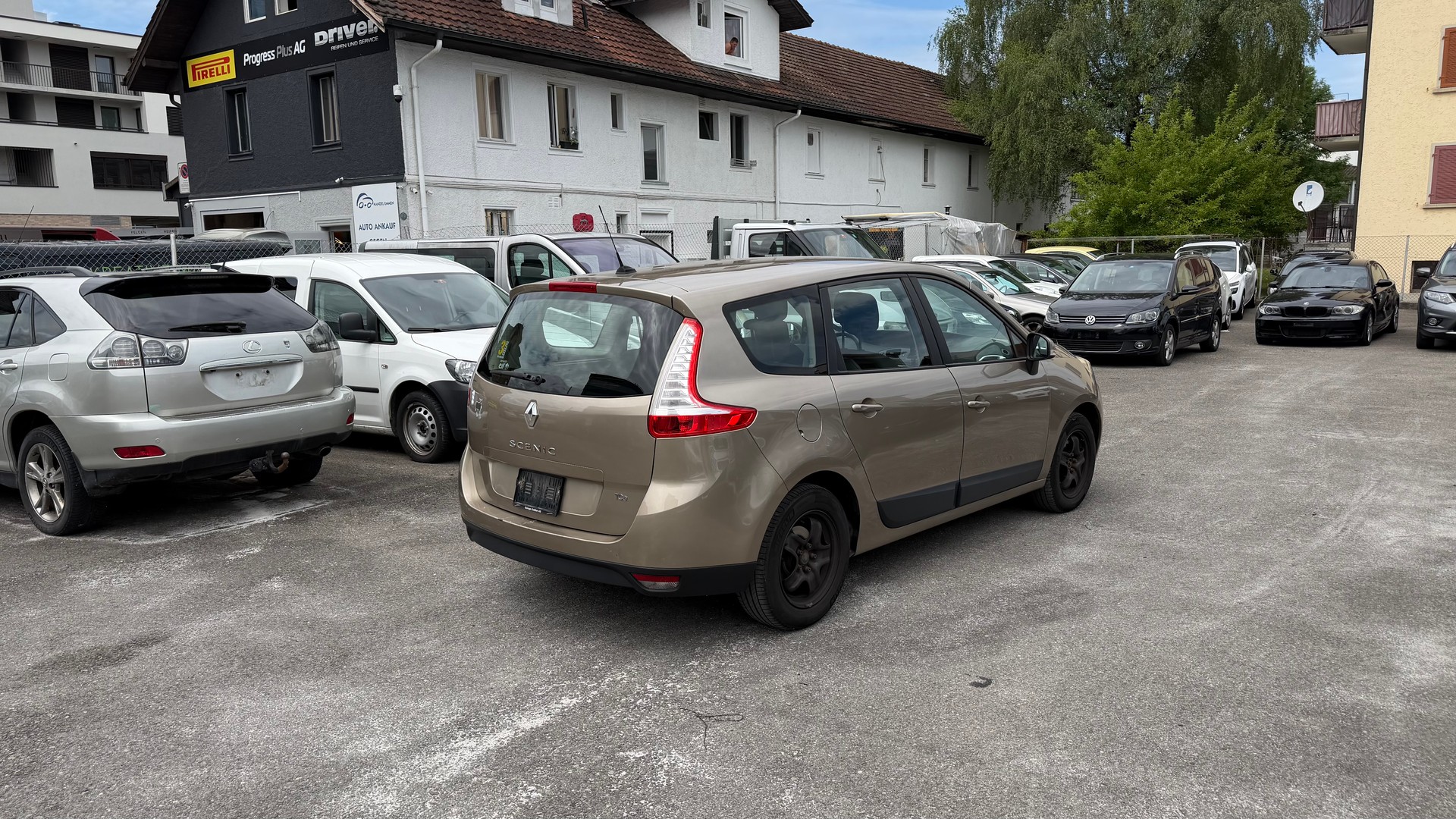 RENAULT Grand Scénic 1.2 16V Turbo Energy-image-2