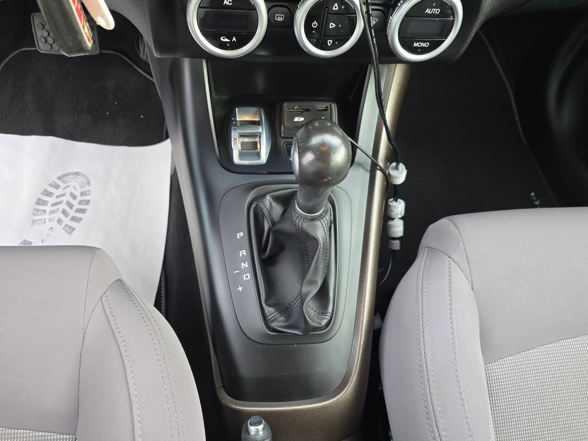 ALFA ROMEO Giulietta 1.4 MultiAir Distinctive TCT-image-16