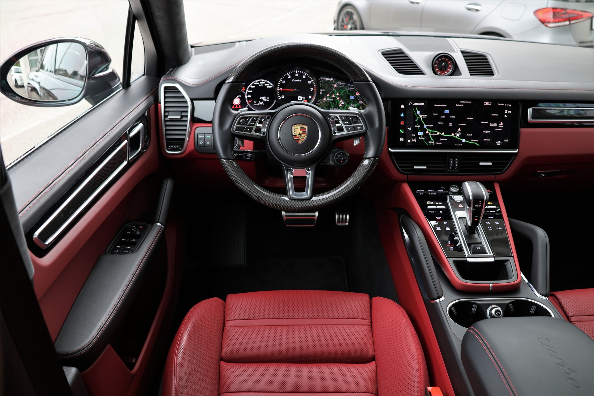 PORSCHE Cayenne Turbo Coupé (CH) *MoonlightBlue*-image-14
