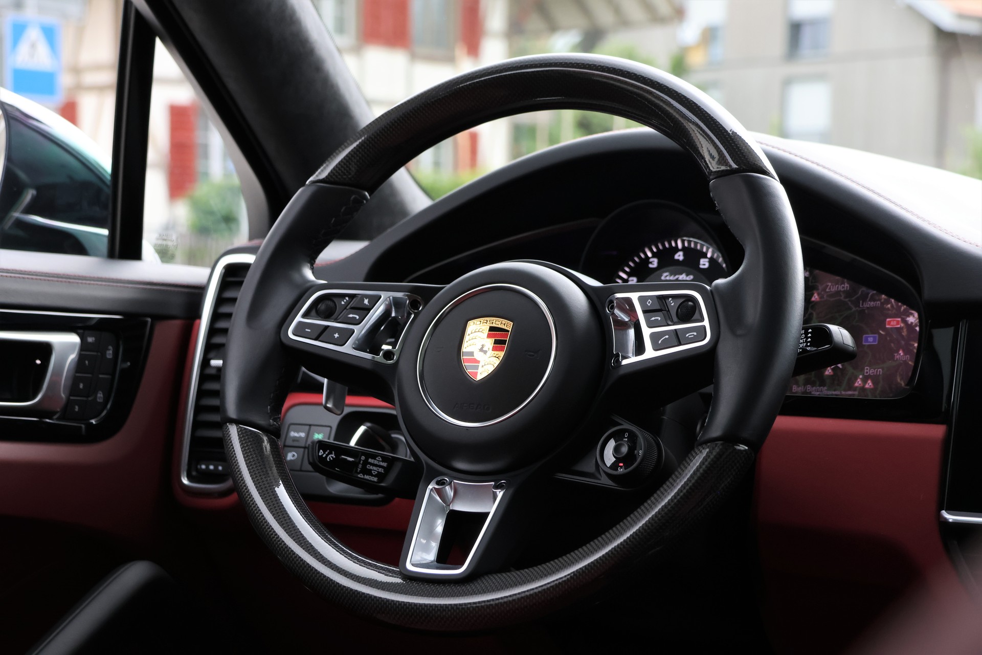 PORSCHE Cayenne Turbo Coupé (CH) *MoonlightBlue*-image-15