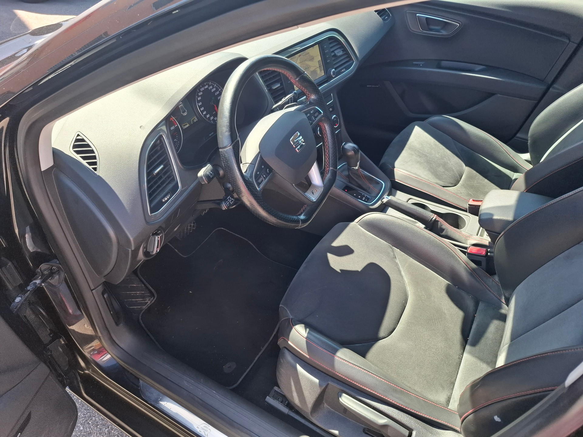 SEAT Leon 1.4 TSI FR Line DSG-image-7