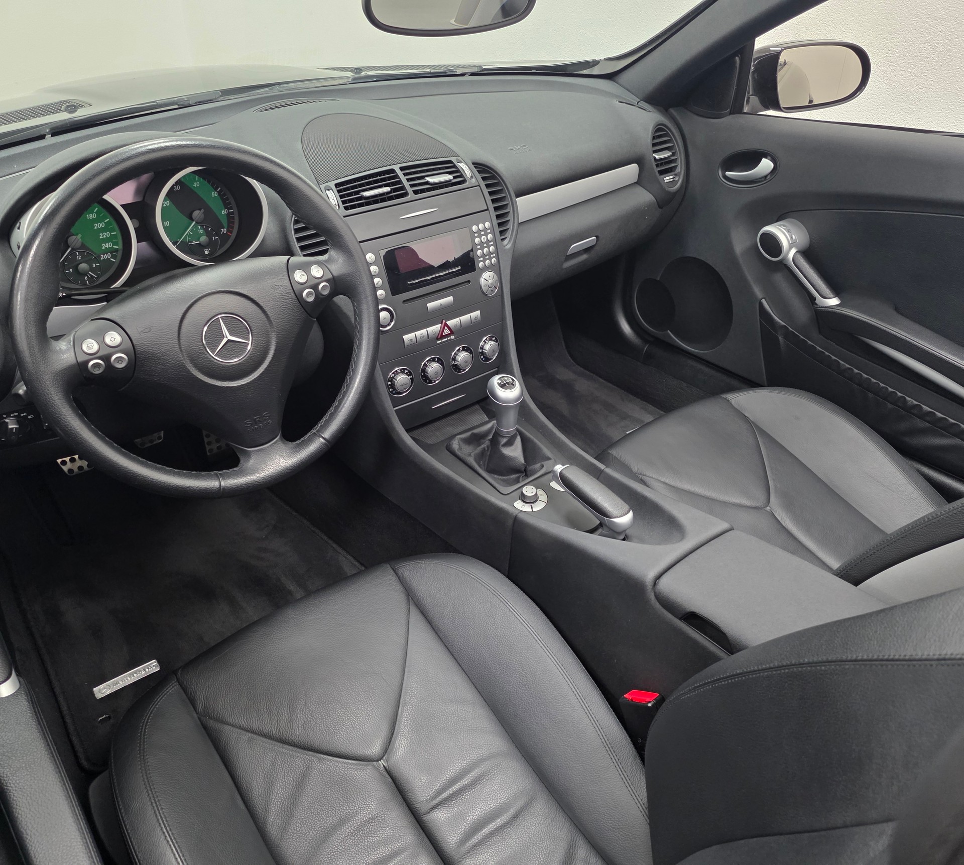 MERCEDES-BENZ SLK 200 Kompressor-image-13