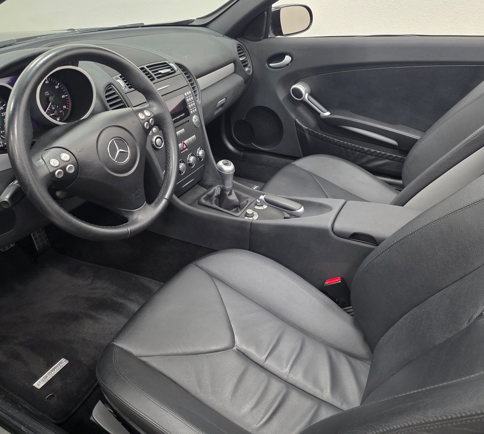 MERCEDES-BENZ SLK 200 Kompressor-image-14