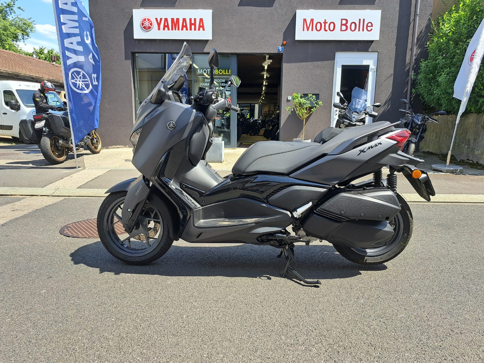 YAMAHA X-Max 300 Tech Max-image-2