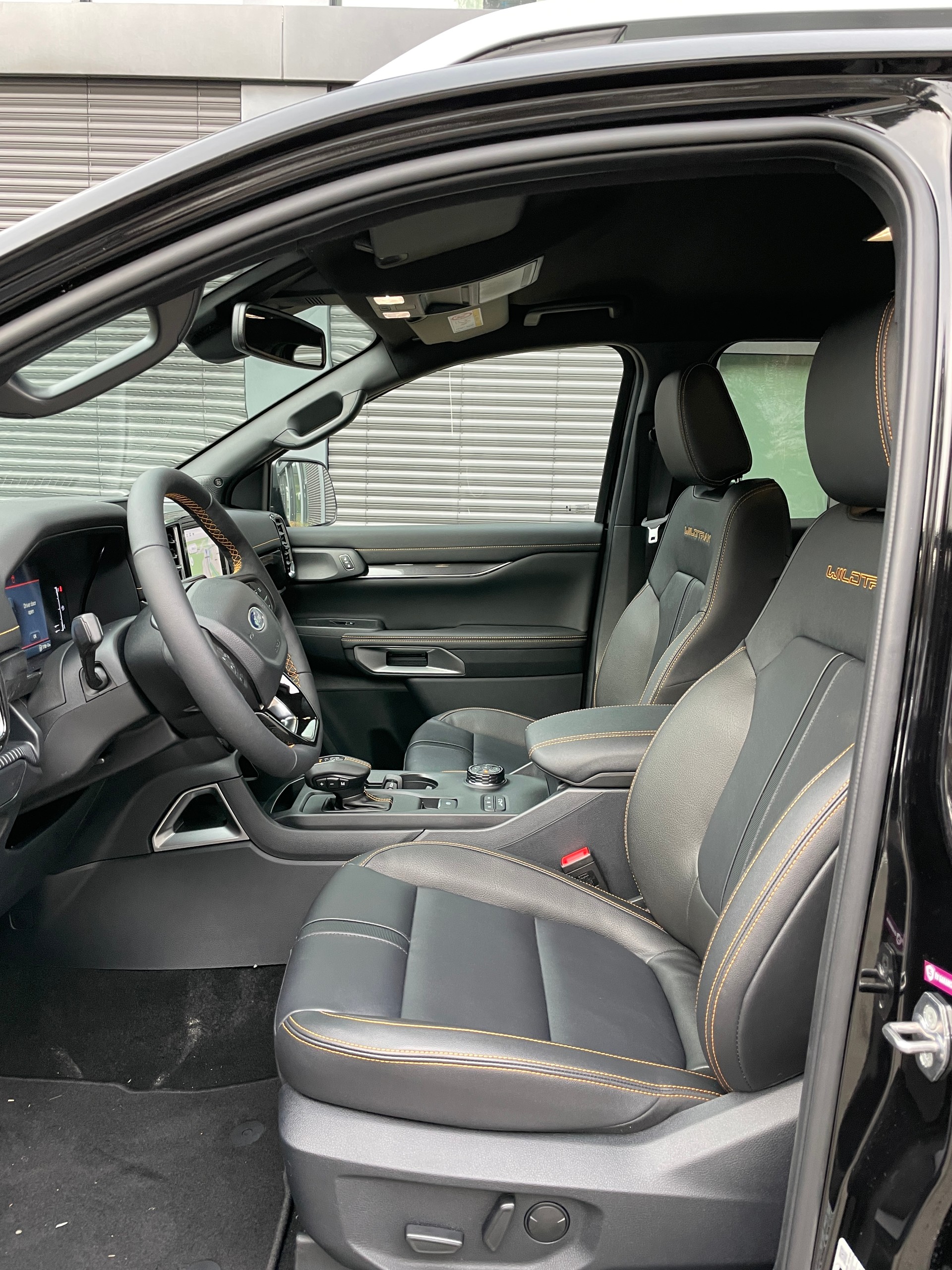 FORD Ranger Wildtrak PHEV 2.3 Eco Boost e-4WD Automat-image-10
