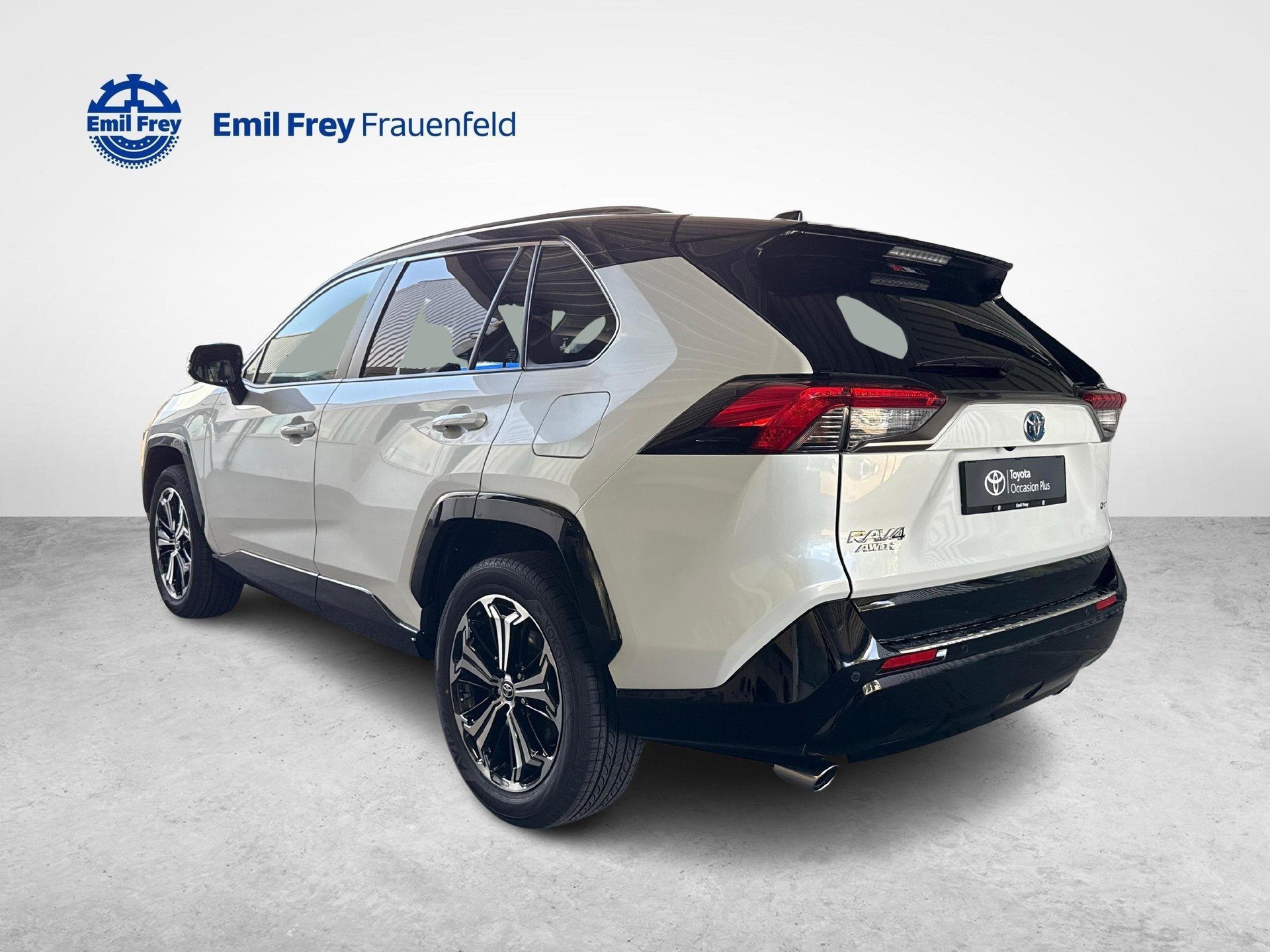 TOYOTA RAV4 2.5 Plug-In-Hybrid Platinum AWD-showroom-element-2