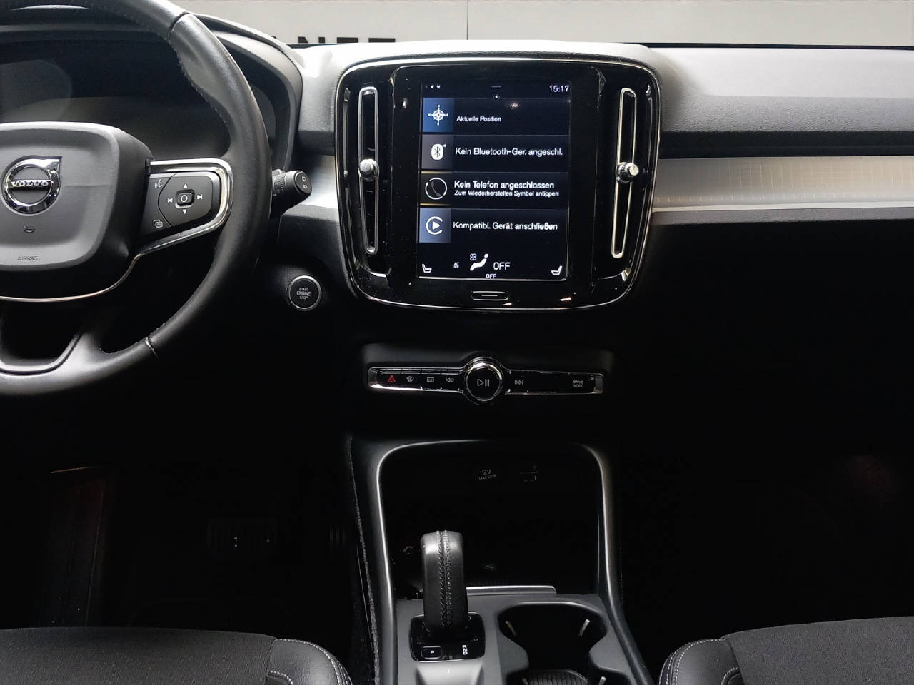 VOLVO XC40 1.5 T3 Momentum-image-7