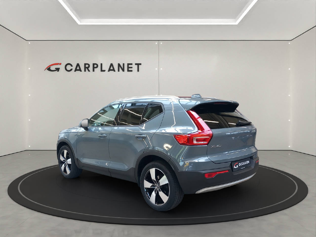 VOLVO XC40 1.5 T3 Momentum-showroom-element-2