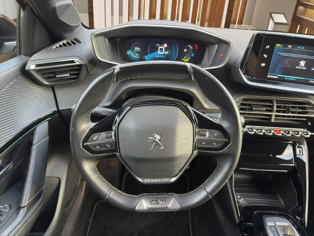 PEUGEOT 208 e-GT-image-10