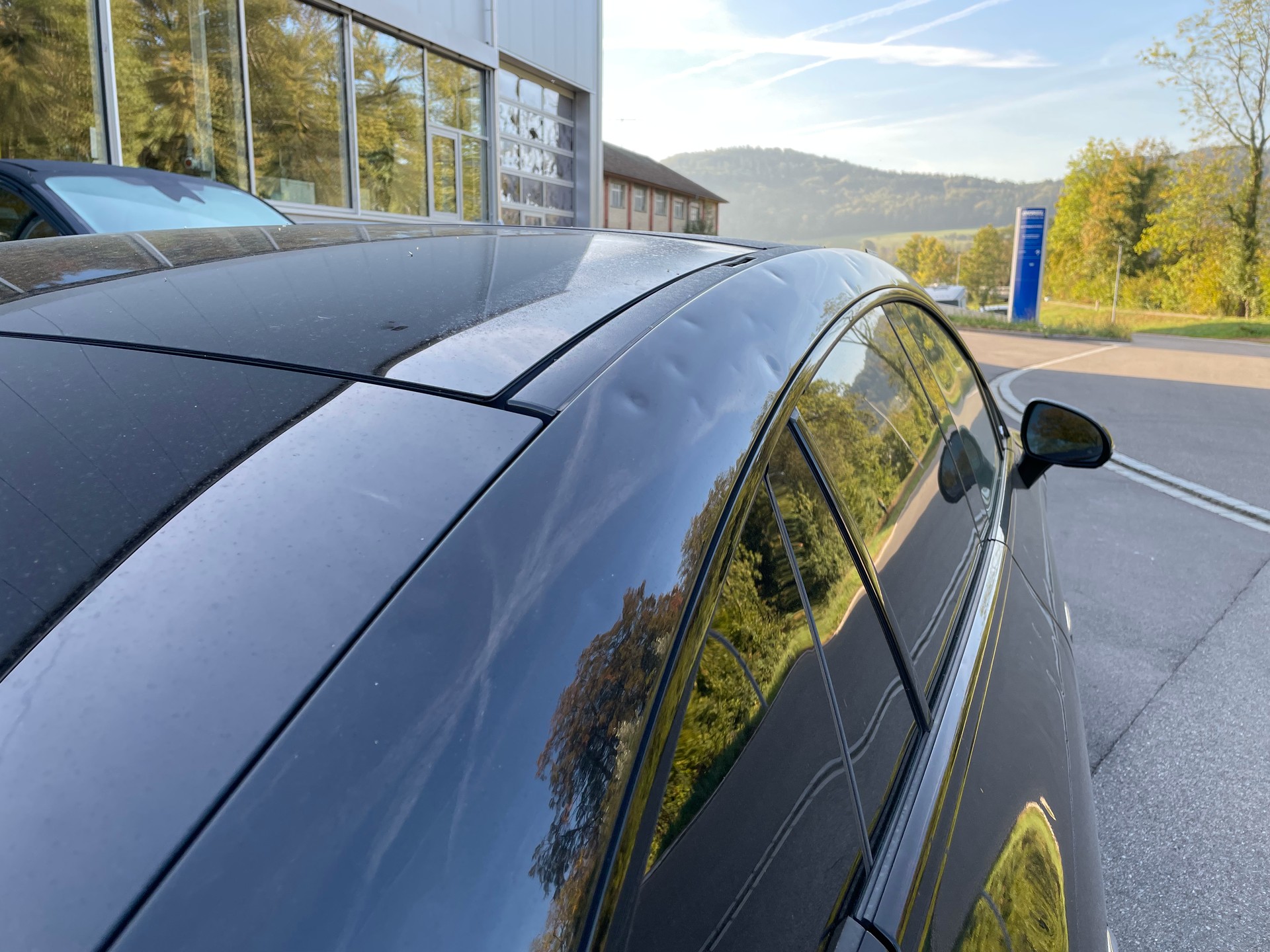 MERCEDES-BENZ EQE 500 4 Matic-image-21