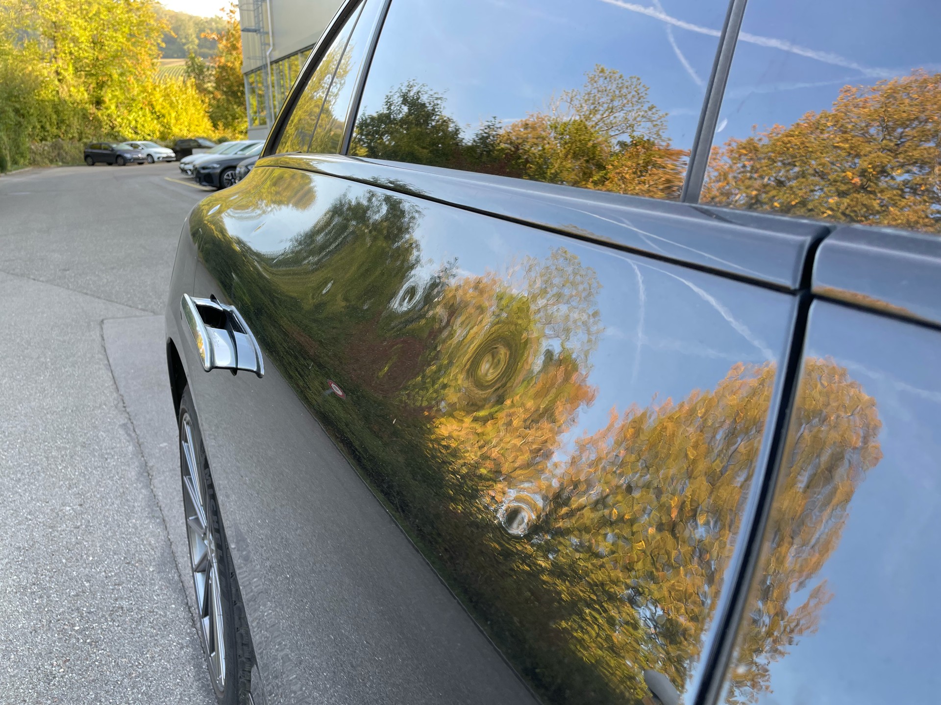 MERCEDES-BENZ EQE 500 4 Matic-image-18
