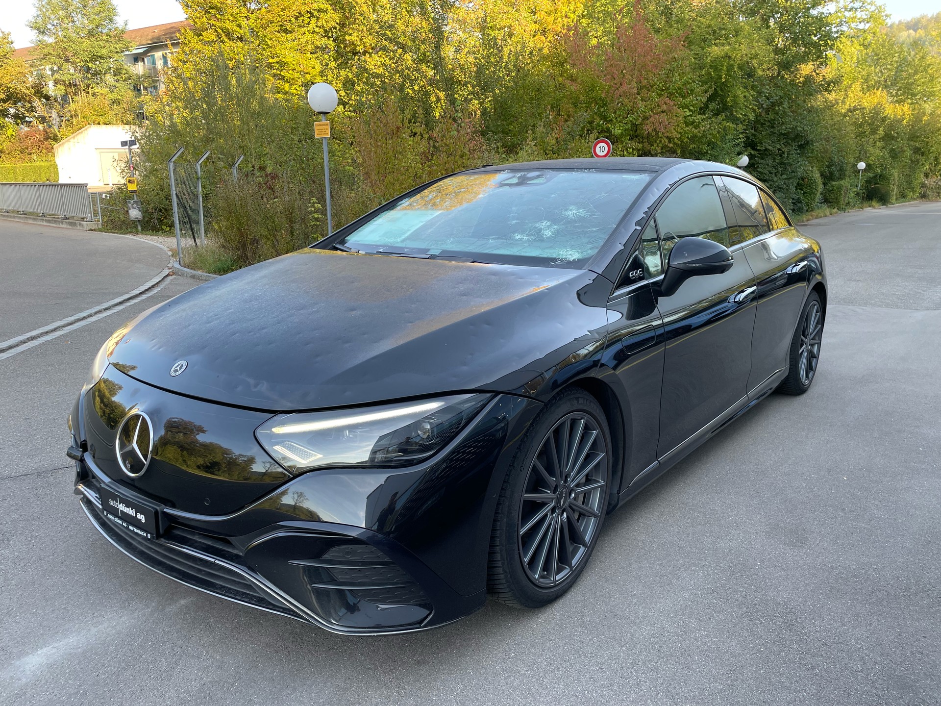 MERCEDES-BENZ EQE 500 4 Matic